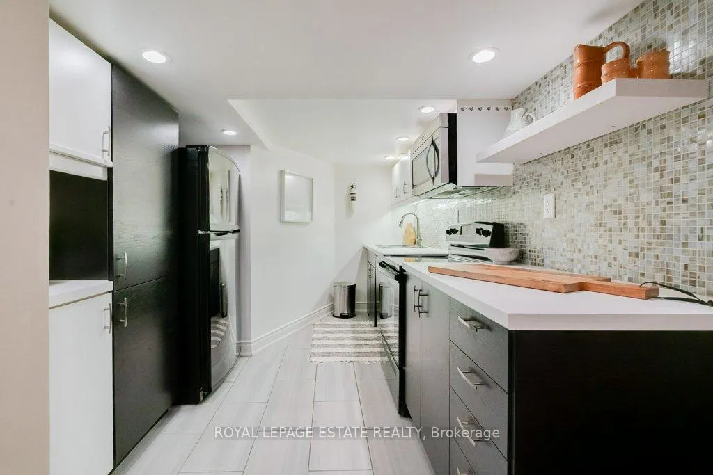 Photo 33 of 314 Scarborough Road, Toronto, East End-Danforth — HOMEH
