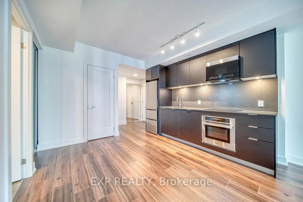 Photo 10 of Unit 1601, 8 Cedarland Drive, Markham, Unionville — HOMEH