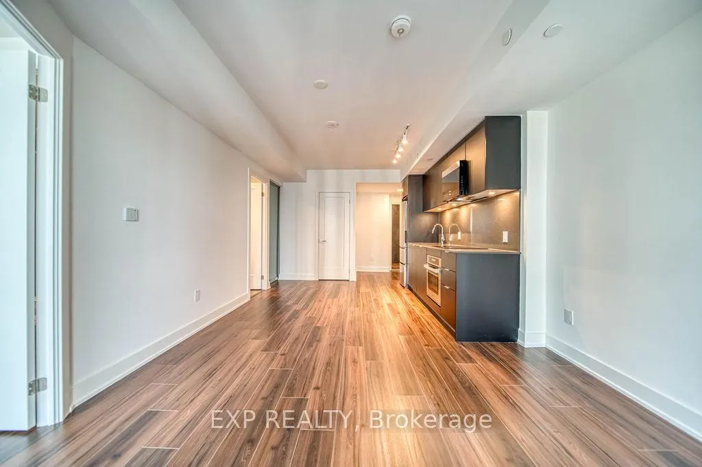 Photo 16 of Unit 1601, 8 Cedarland Drive, Markham, Unionville — HOMEH