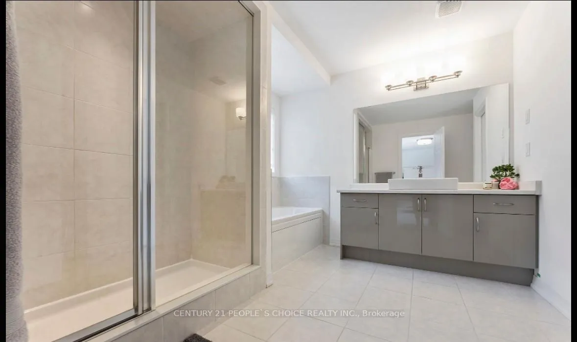 Photo 23 of 61 George Brier Dr E, Brant, Paris — HOMEH