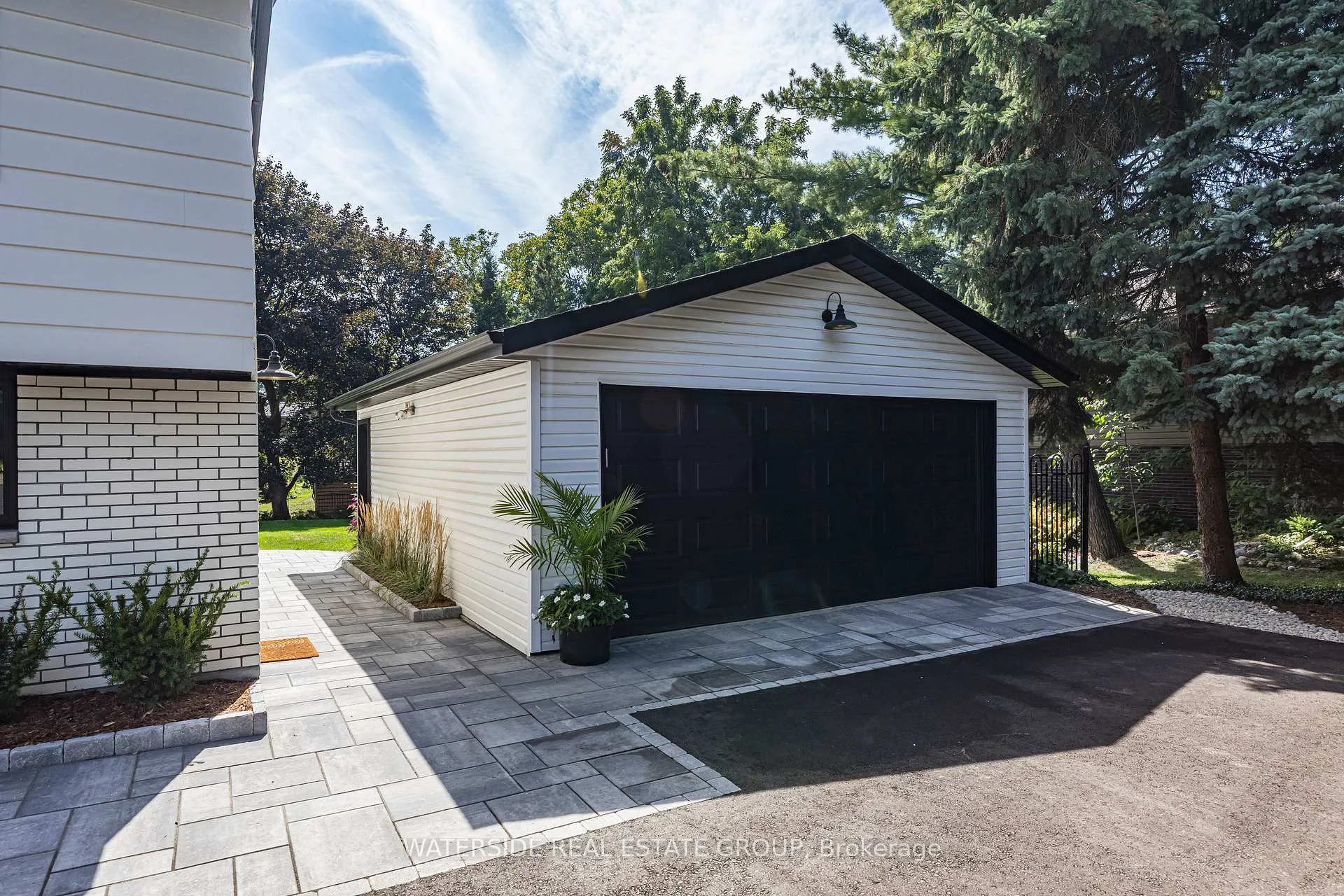Photo 41 of 113 Hwy 8, Hamilton, Dundas — HOMEH