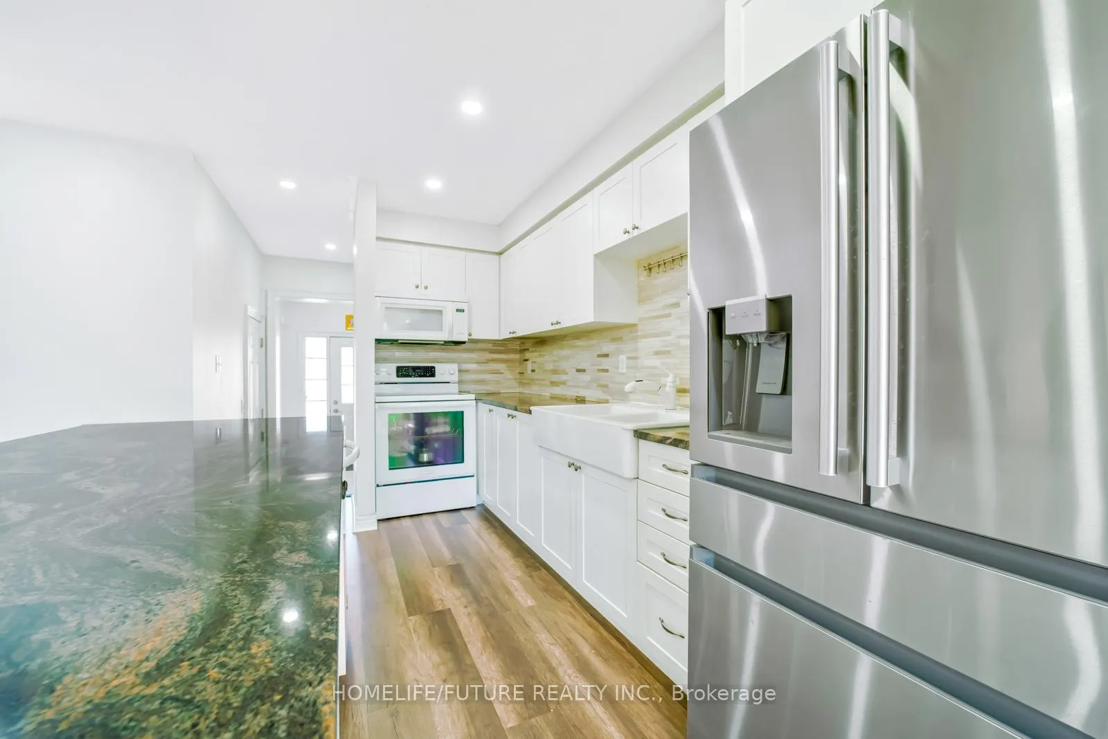 Photo 11 of 123 Underwood Drive, Whitby, Brooklin — HOMEH