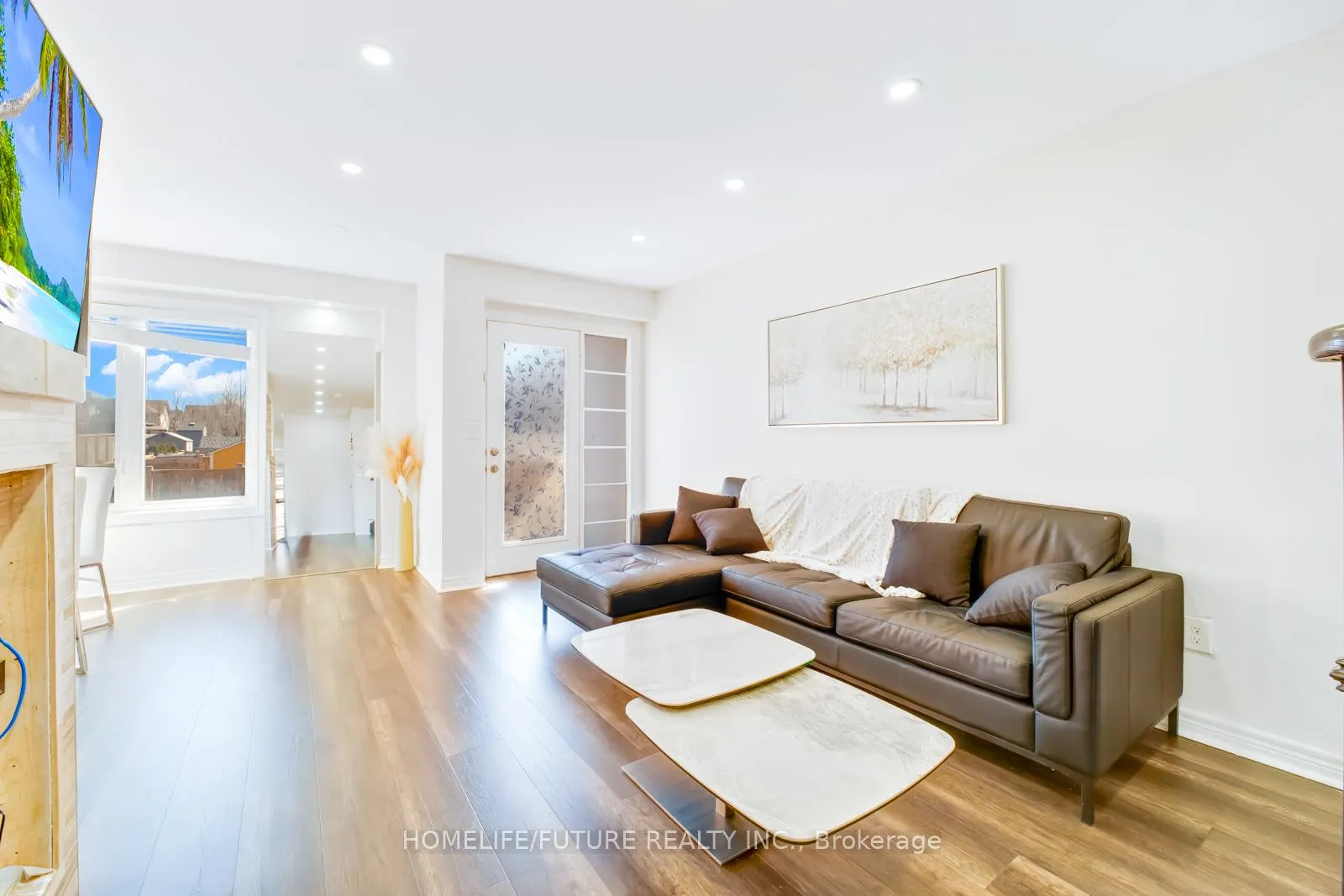 Photo 12 of 123 Underwood Drive, Whitby, Brooklin — HOMEH