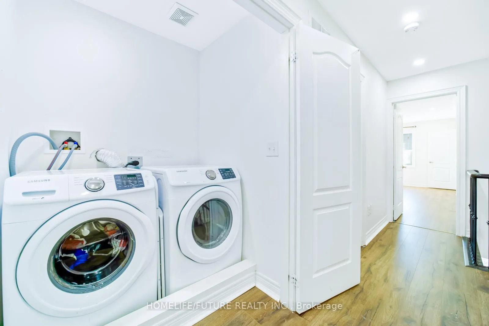 Photo 27 of 123 Underwood Drive, Whitby, Brooklin — HOMEH
