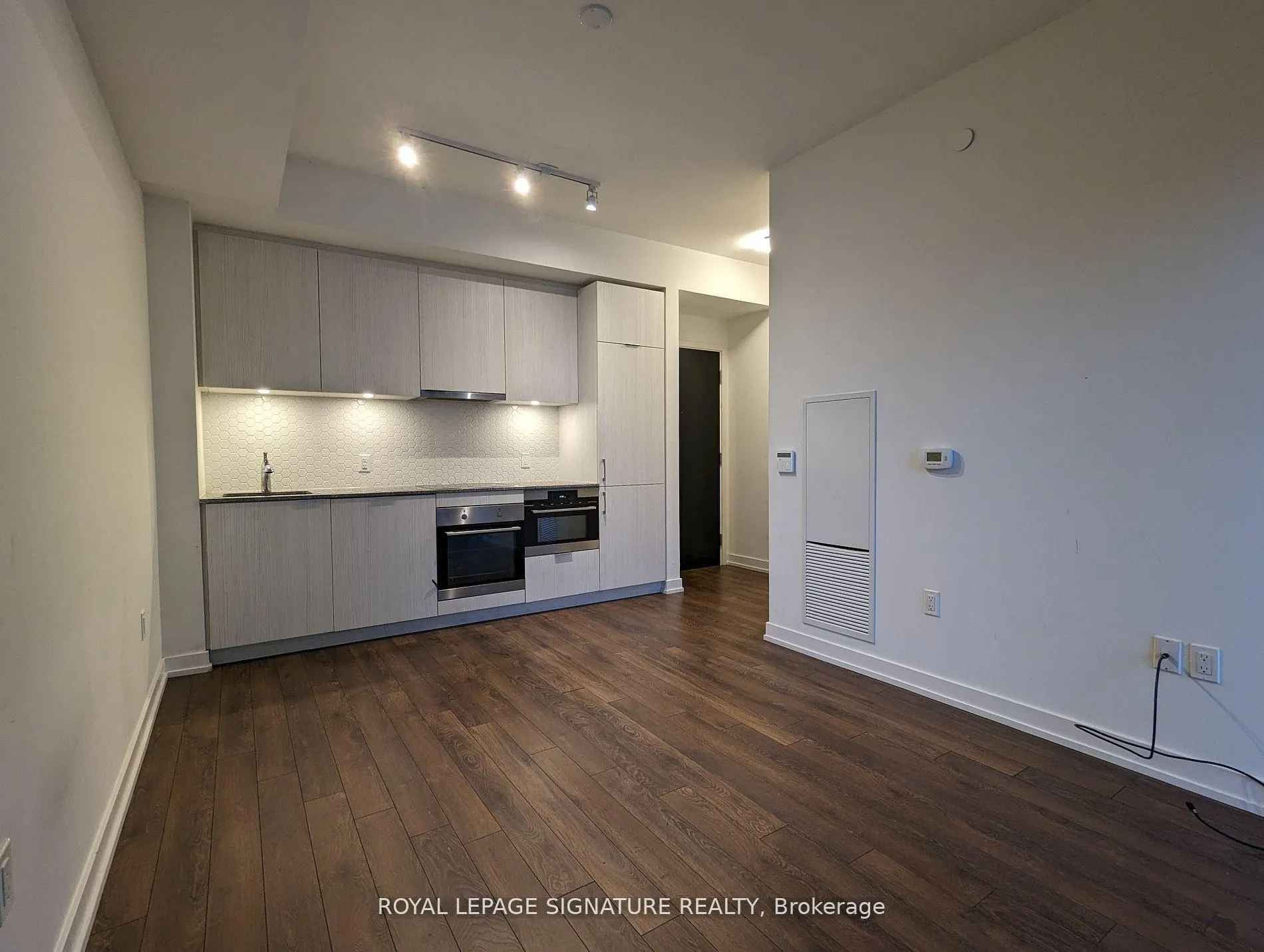 Photo 1 of Unit 2017, 158 Front Street E, Toronto, Moss Park — HOMEH