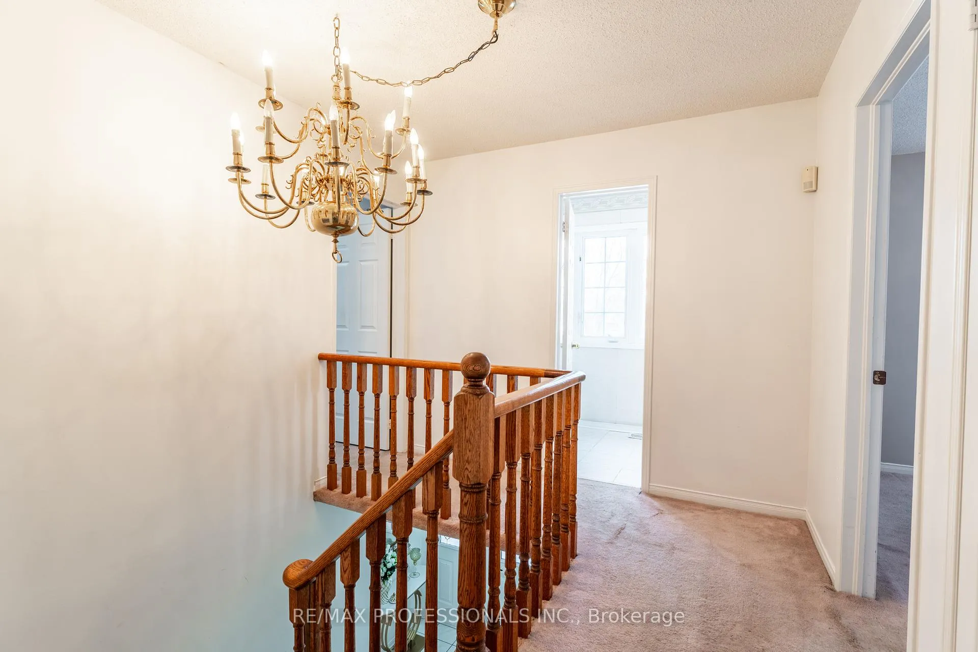 Photo 14 of 3 Twiss Drive, Barrie, Holly — HOMEH