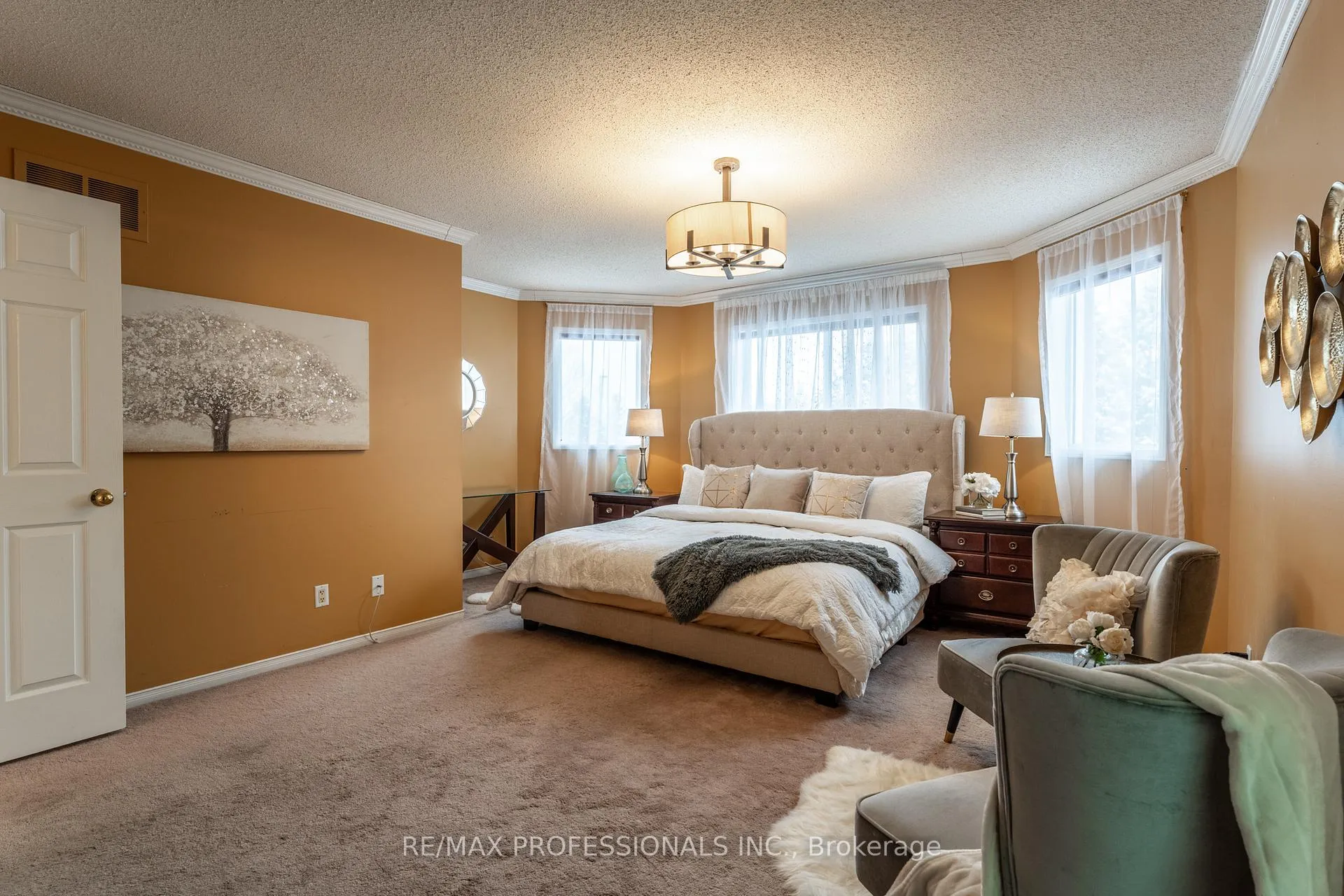 Photo 15 of 3 Twiss Drive, Barrie, Holly — HOMEH