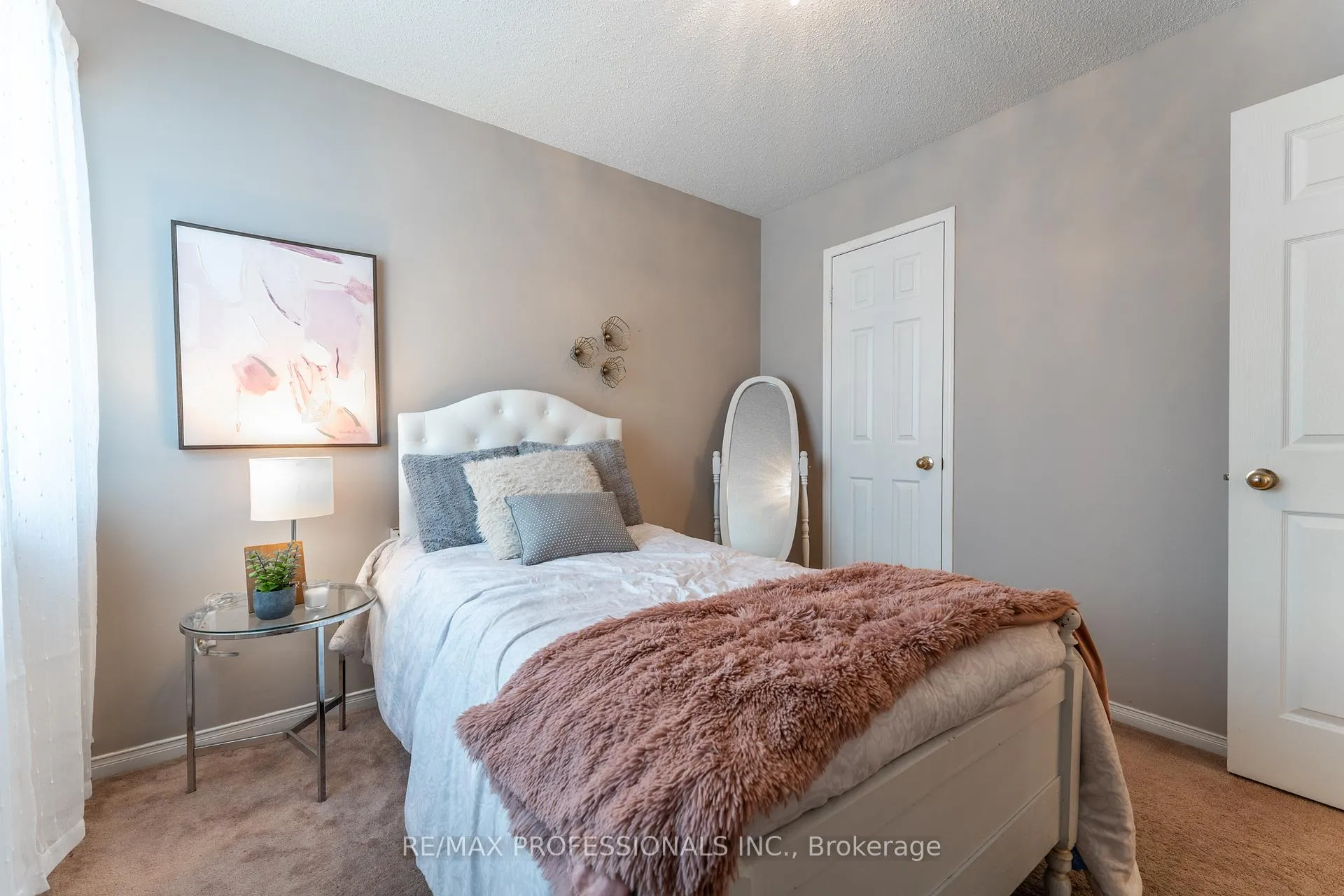 Photo 19 of 3 Twiss Drive, Barrie, Holly — HOMEH