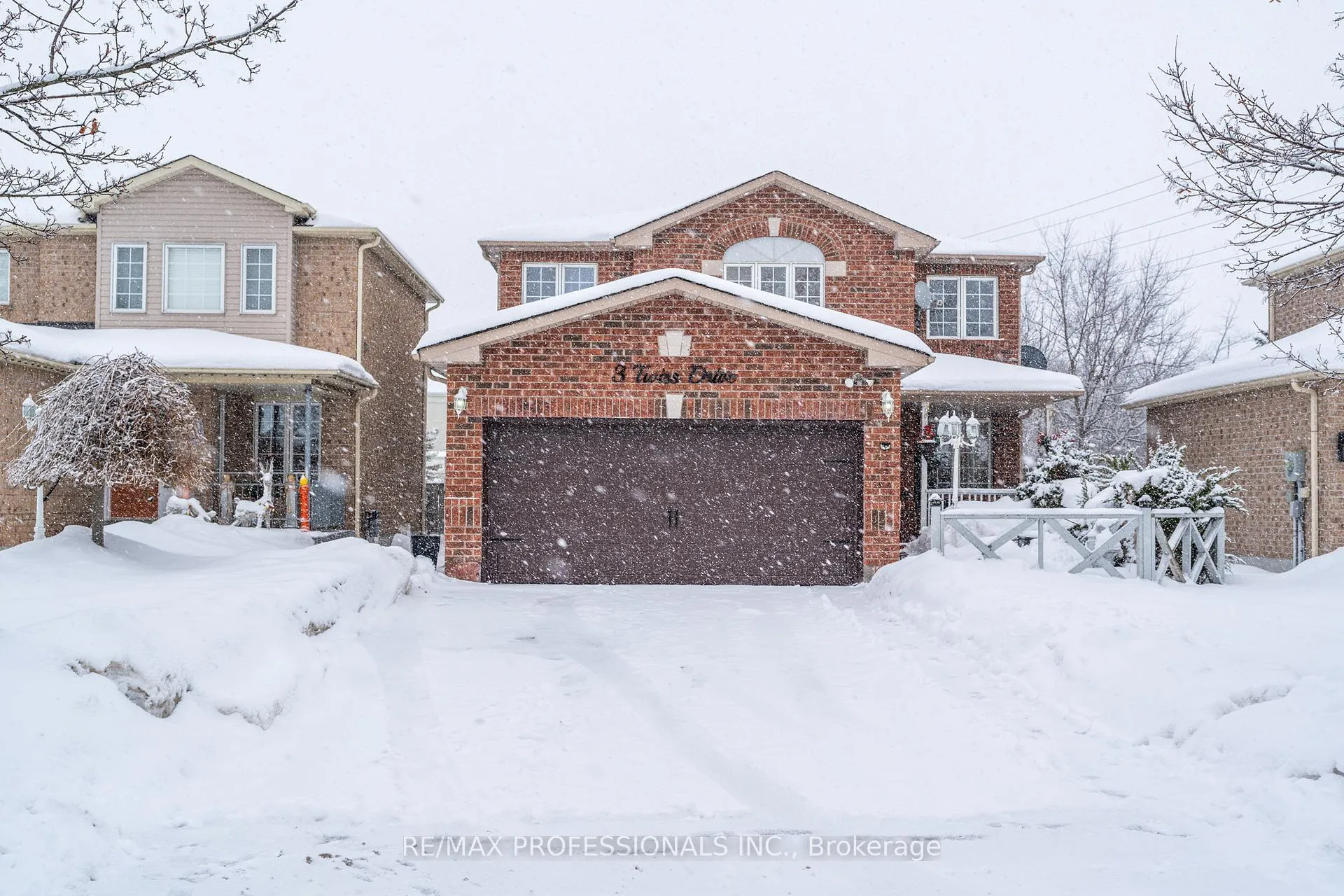 Photo 26 of 3 Twiss Drive, Barrie, Holly — HOMEH