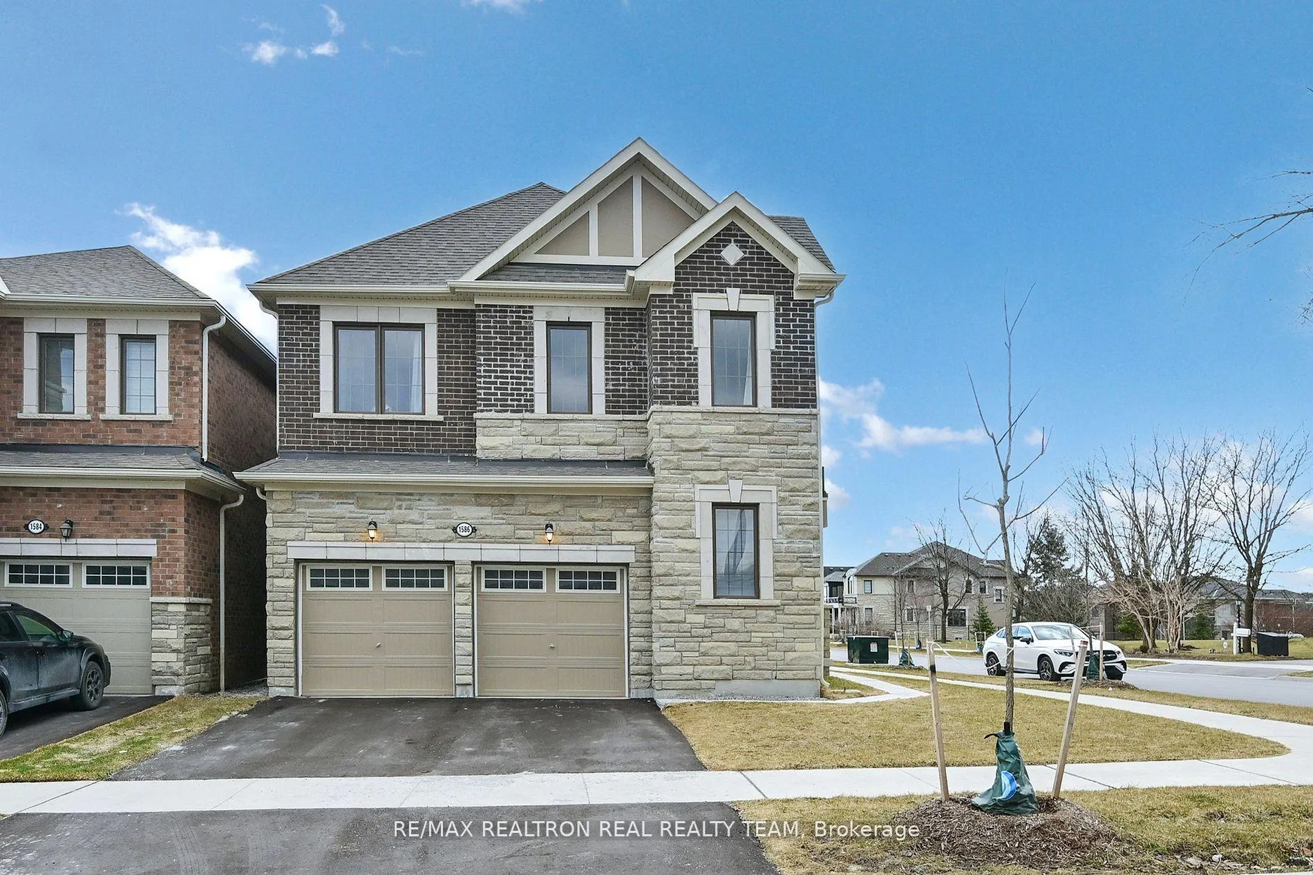 Photo 1 of 1586 Scarlett Trail, Pickering, Rural Pickering — HOMEH