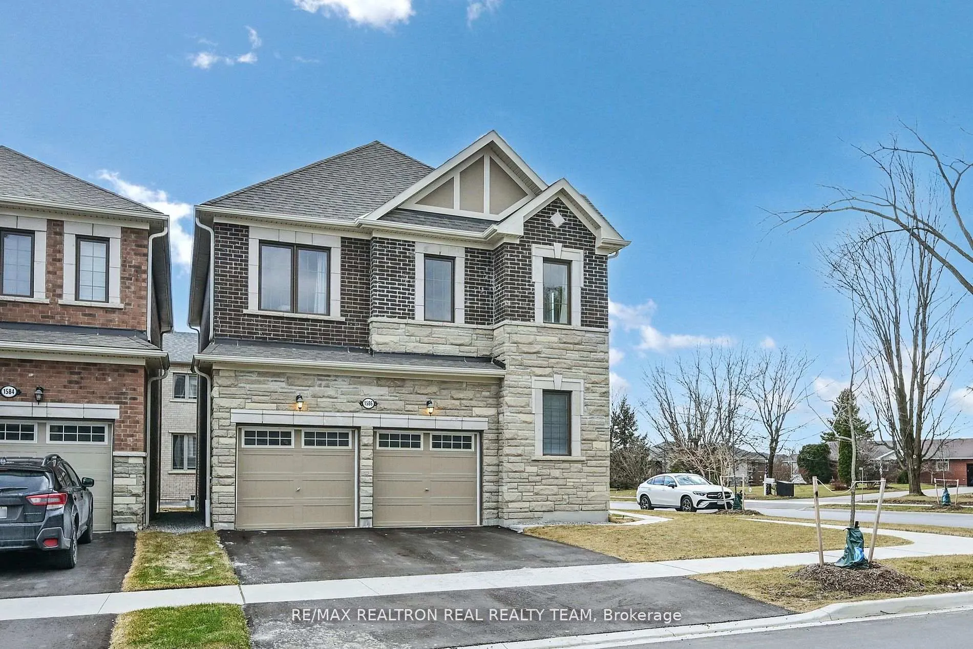 Photo 2 of 1586 Scarlett Trail, Pickering, Rural Pickering — HOMEH