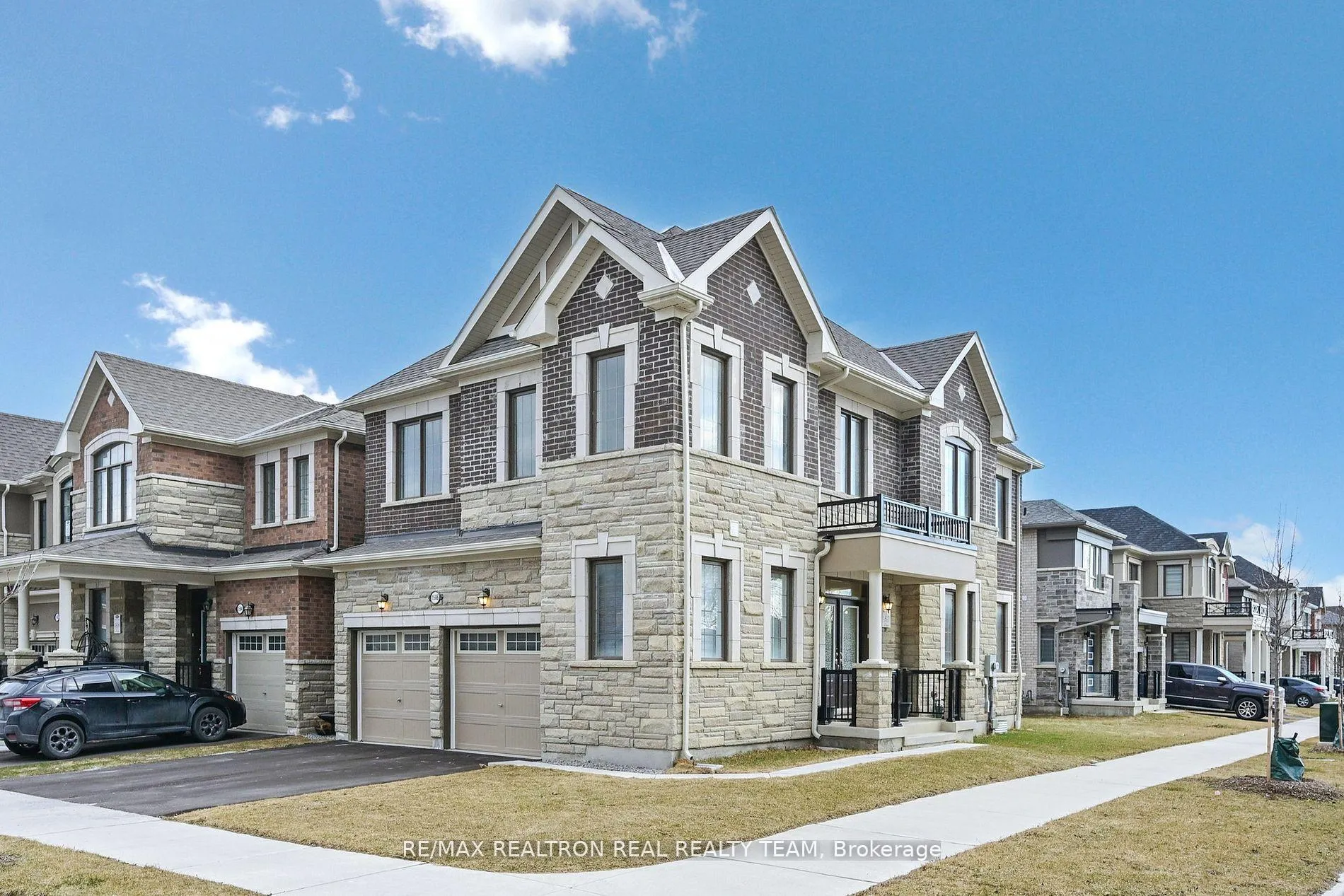 Photo 3 of 1586 Scarlett Trail, Pickering, Rural Pickering — HOMEH