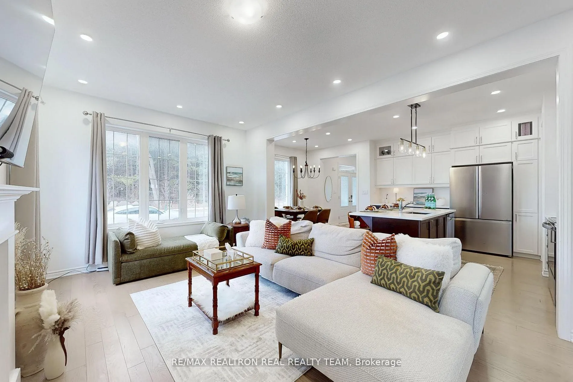 Photo 8 of 1586 Scarlett Trail, Pickering, Rural Pickering — HOMEH