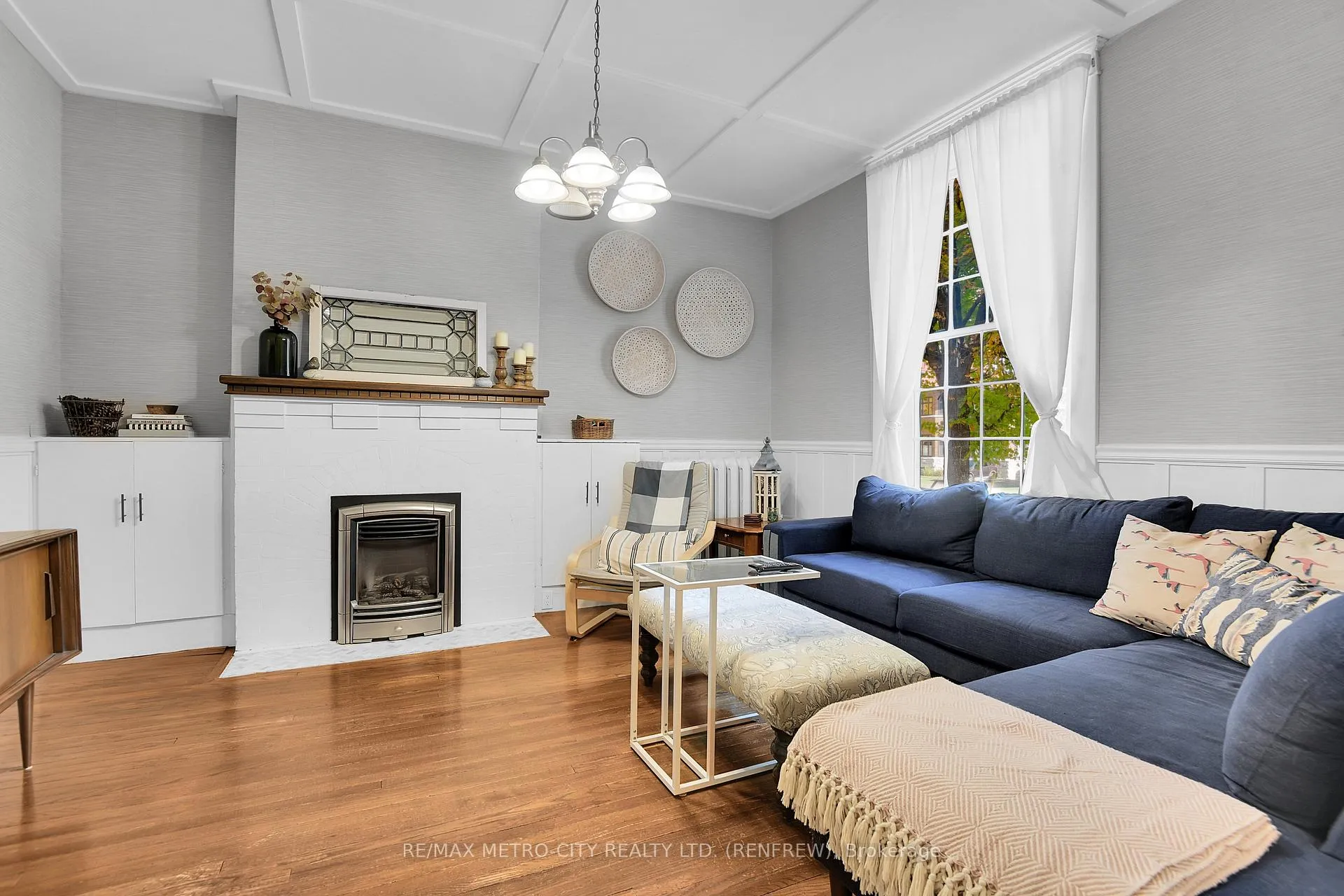 Photo 17 of 298 Barr Street, Renfrew — HOMEH