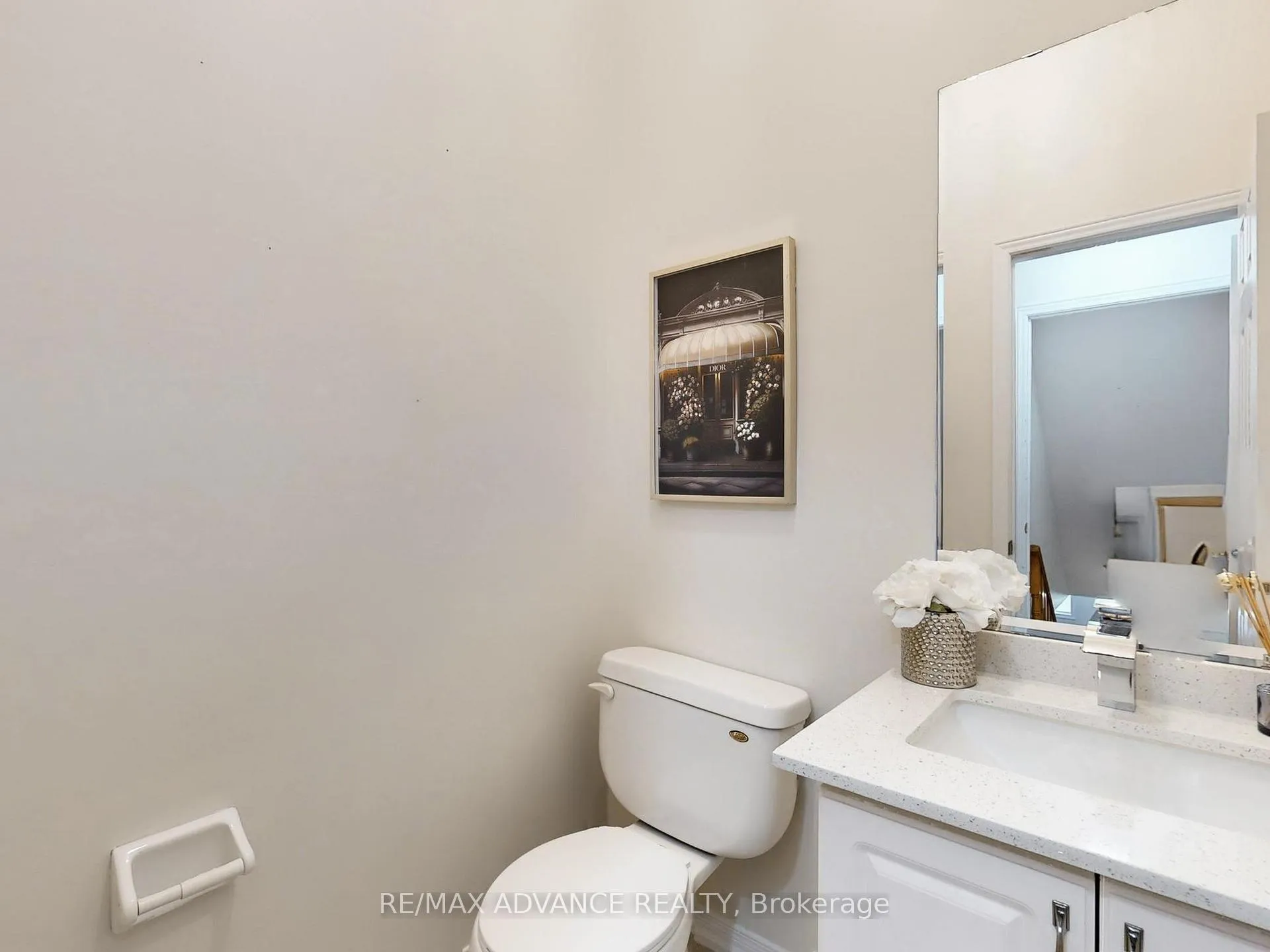 Photo 17 of 24 Martell Gate, Aurora, Bayview Northeast — HOMEH