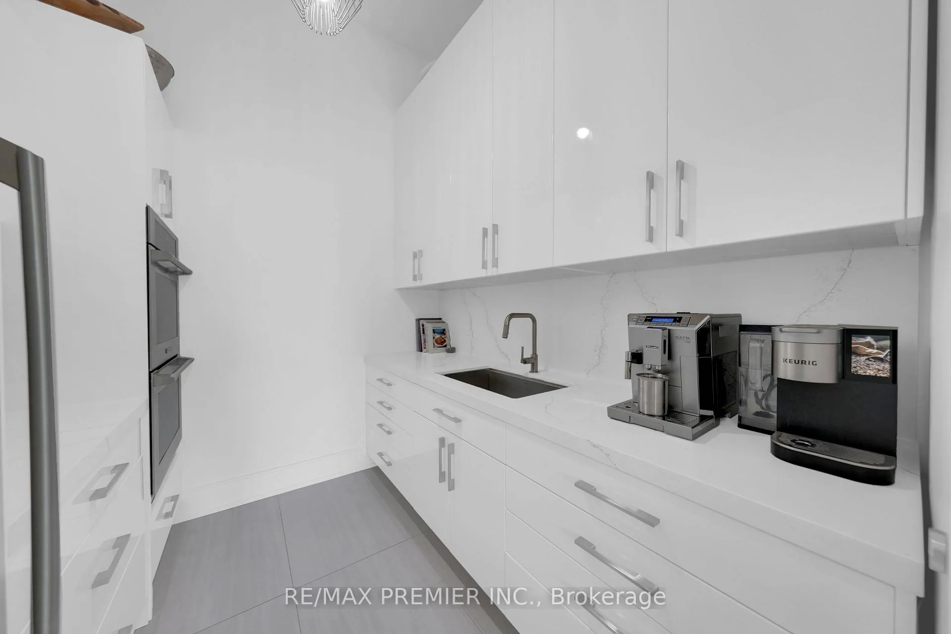 Photo 16 of 350 Kingscross Drive, King, King City — HOMEH
