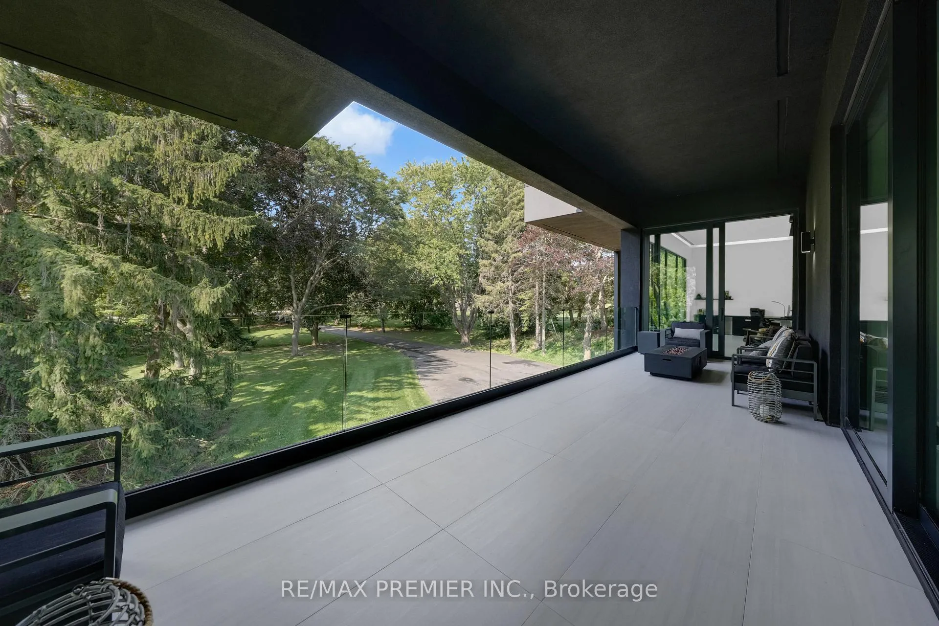 Photo 31 of 350 Kingscross Drive, King, King City — HOMEH