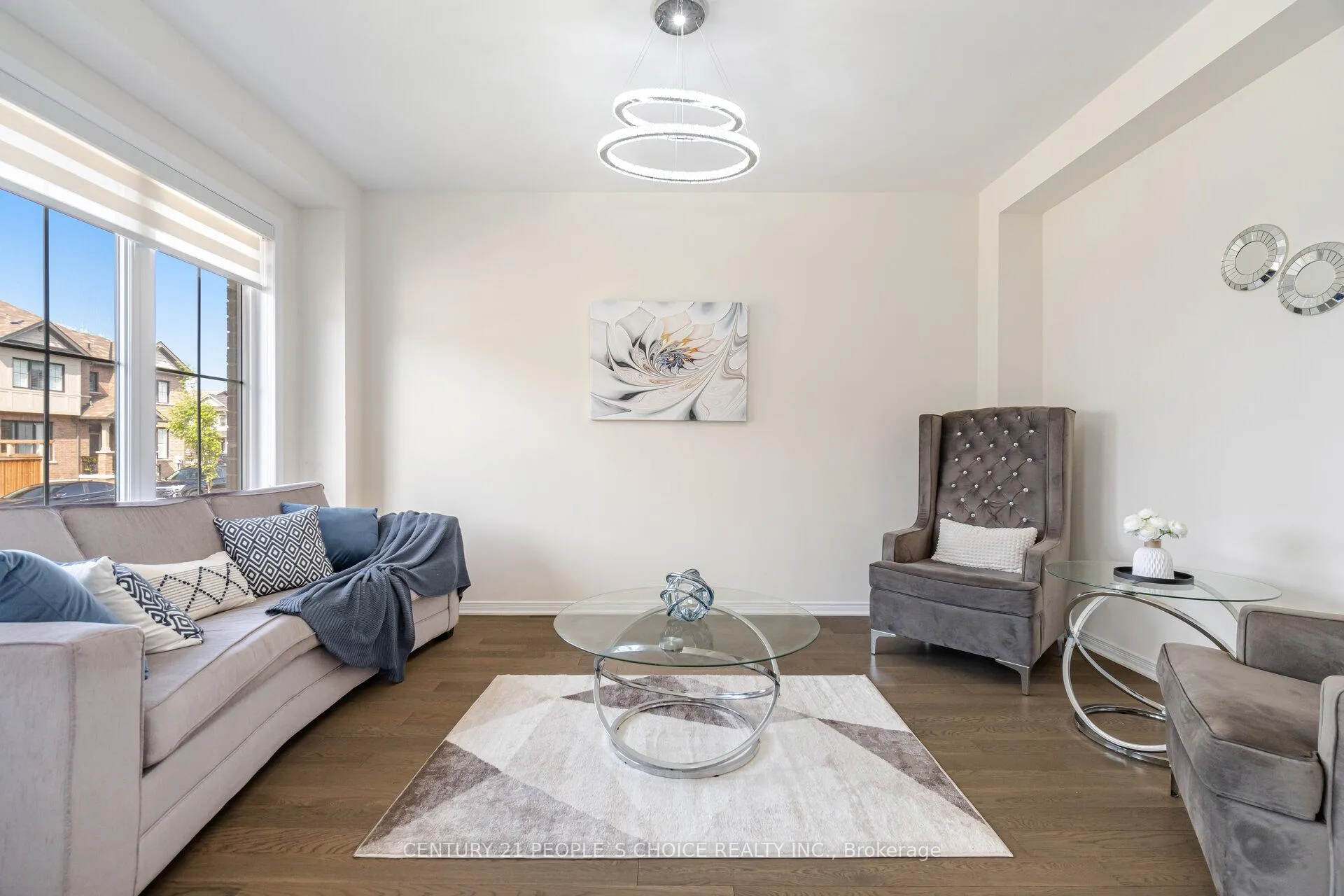Photo 7 of 109 Cactus Crescent, Hamilton, Stoney Creek Mountain — HOMEH