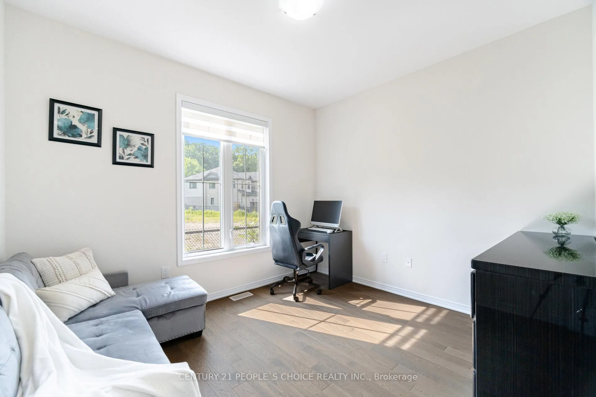 Photo 20 of 109 Cactus Crescent, Hamilton, Stoney Creek Mountain — HOMEH