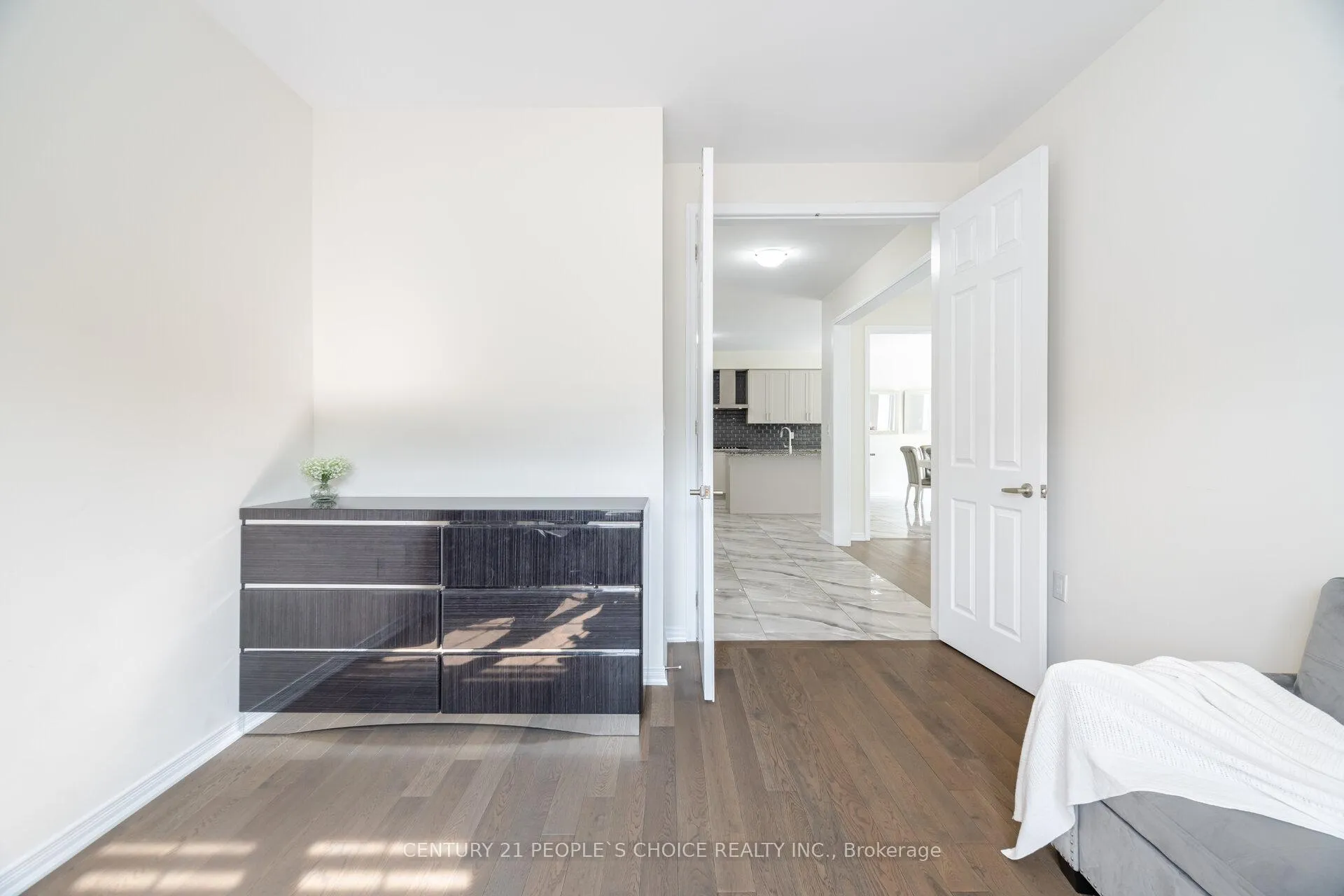 Photo 21 of 109 Cactus Crescent, Hamilton, Stoney Creek Mountain — HOMEH