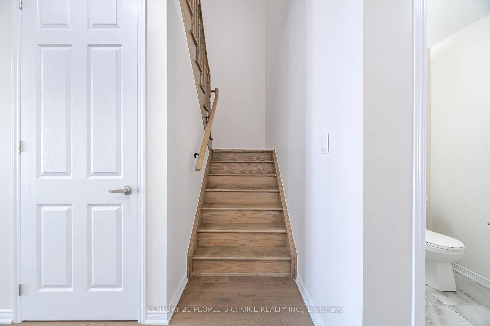 Photo 24 of 109 Cactus Crescent, Hamilton, Stoney Creek Mountain — HOMEH