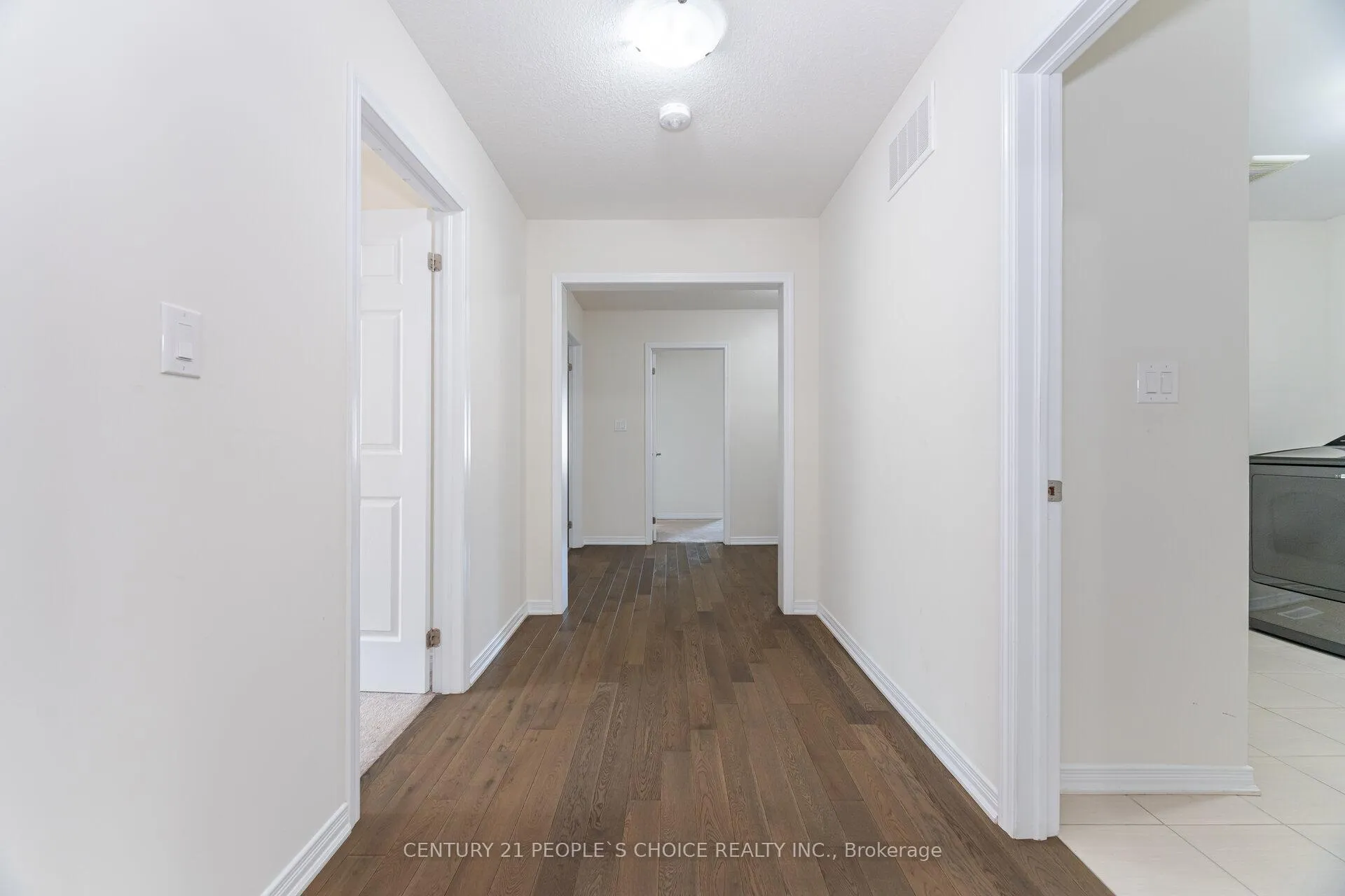 Photo 32 of 109 Cactus Crescent, Hamilton, Stoney Creek Mountain — HOMEH