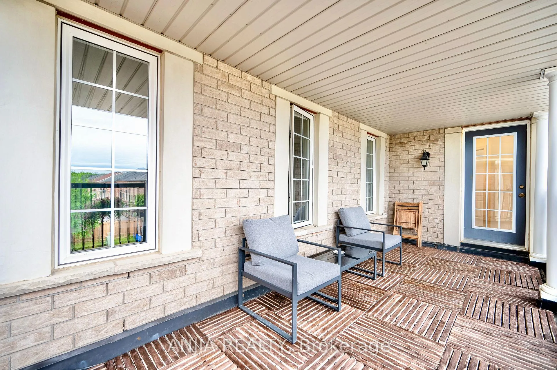 Photo 4 of 501 Fred McLaren Boulevard, Markham, Wismer — HOMEH