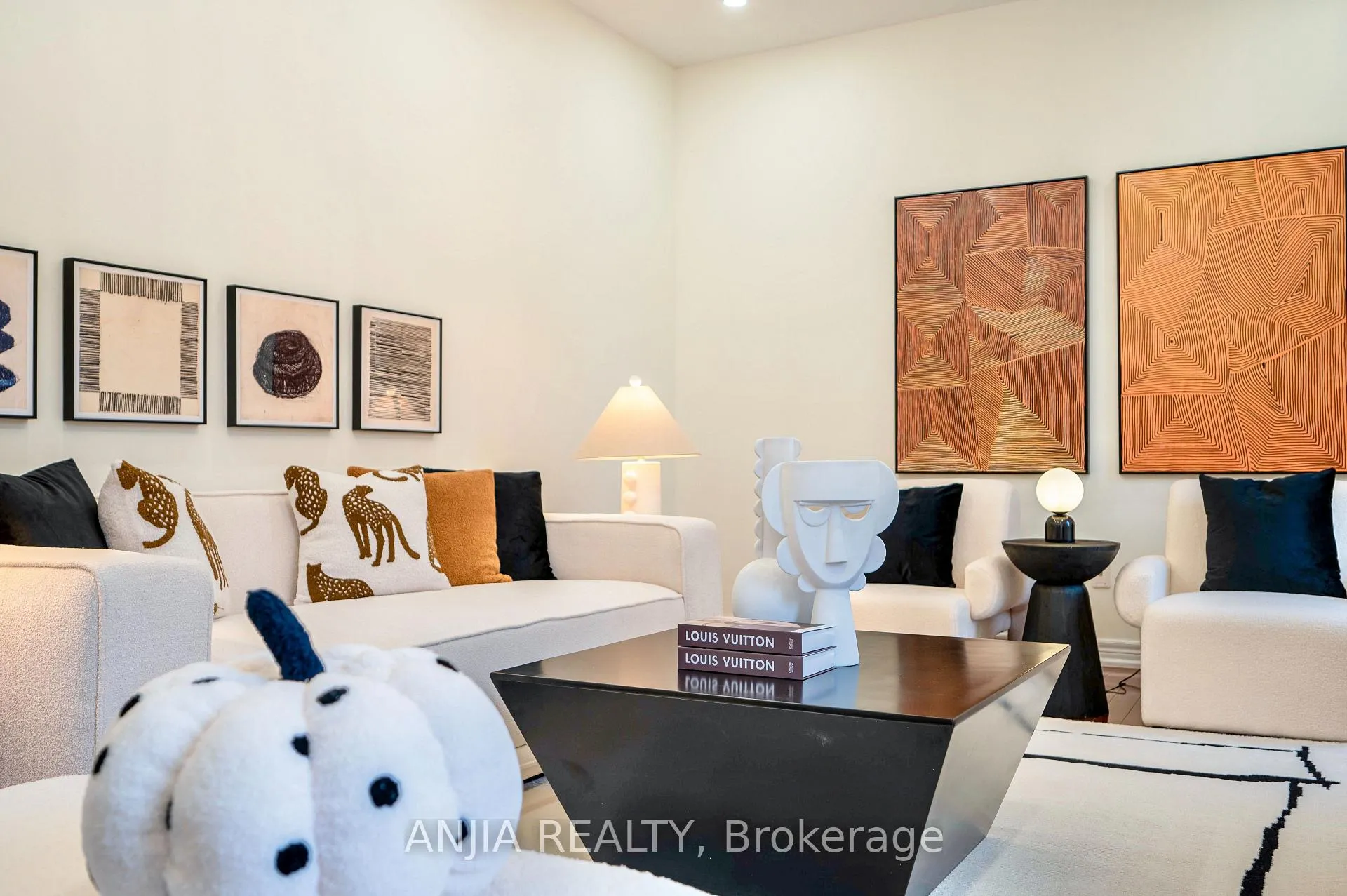Photo 16 of 501 Fred McLaren Boulevard, Markham, Wismer — HOMEH