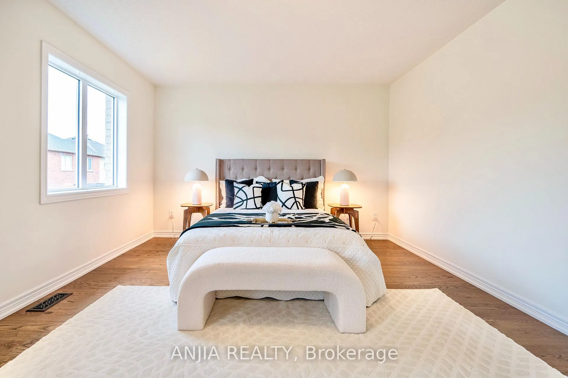 Photo 20 of 501 Fred McLaren Boulevard, Markham, Wismer — HOMEH