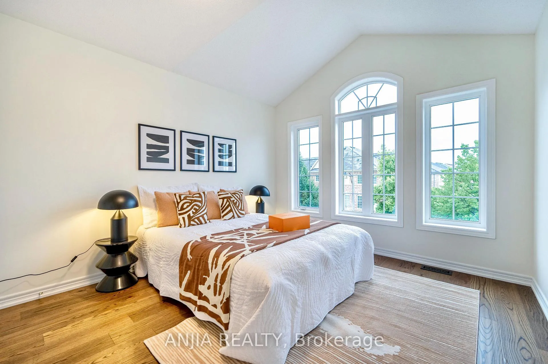 Photo 30 of 501 Fred McLaren Boulevard, Markham, Wismer — HOMEH