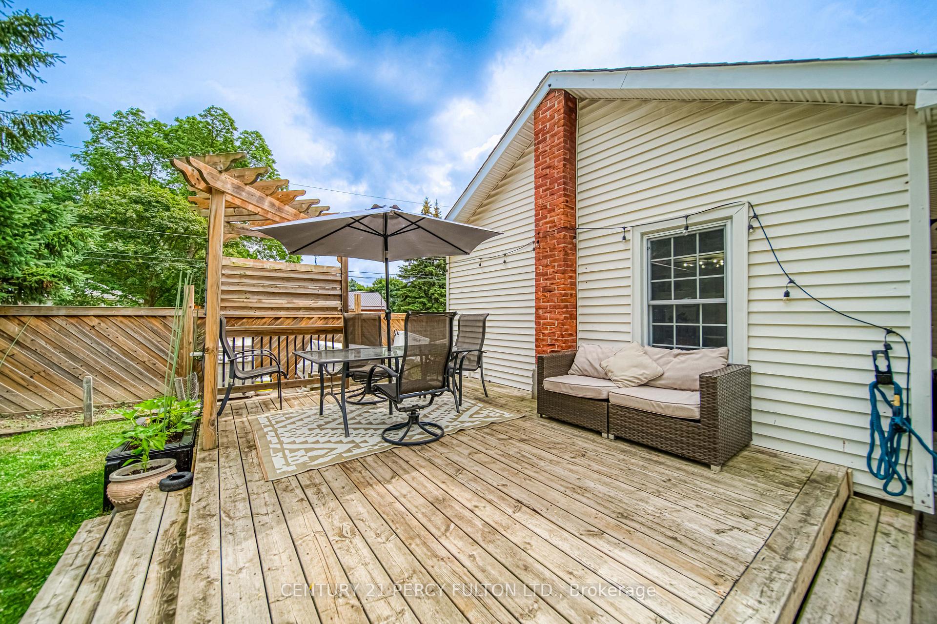 Photo 33 of 16 Second Street, Clarington, Bowmanville — HOMEH