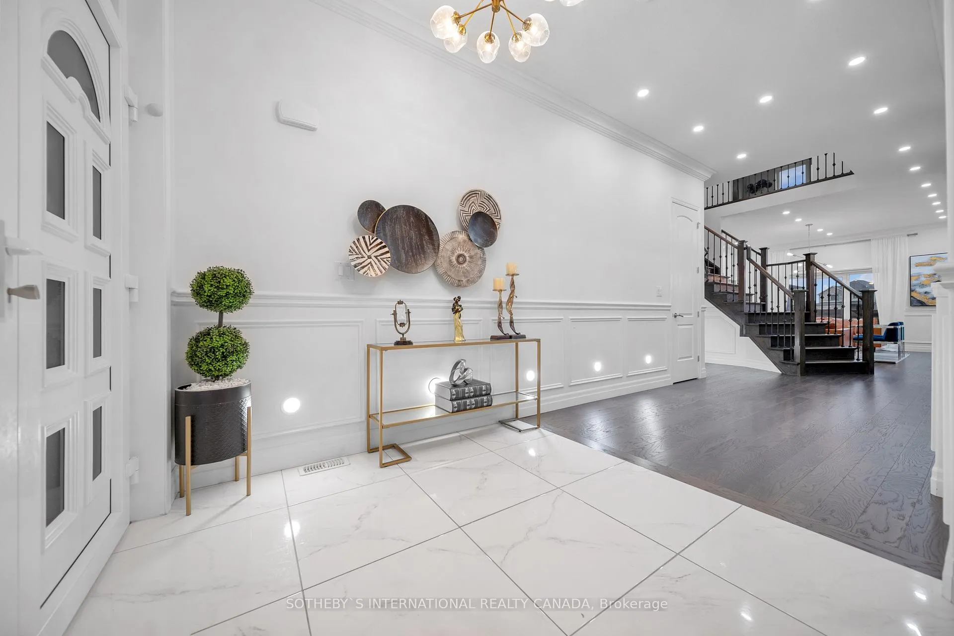 Photo 5 of 1 Grandville Circle, Brant, Paris — HOMEH