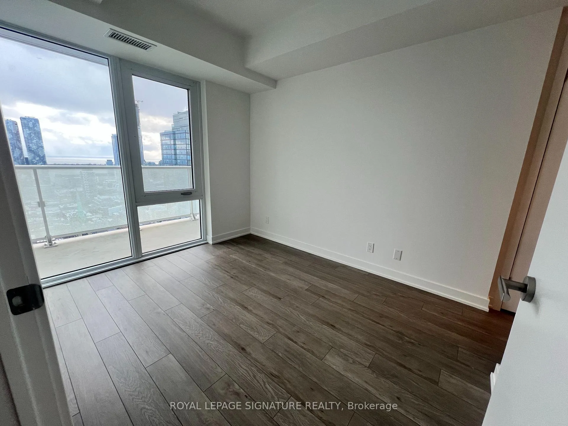 Photo 11 of Unit 4505, 88 Queen Street E, Toronto, Church-Yonge Corridor — HOMEH