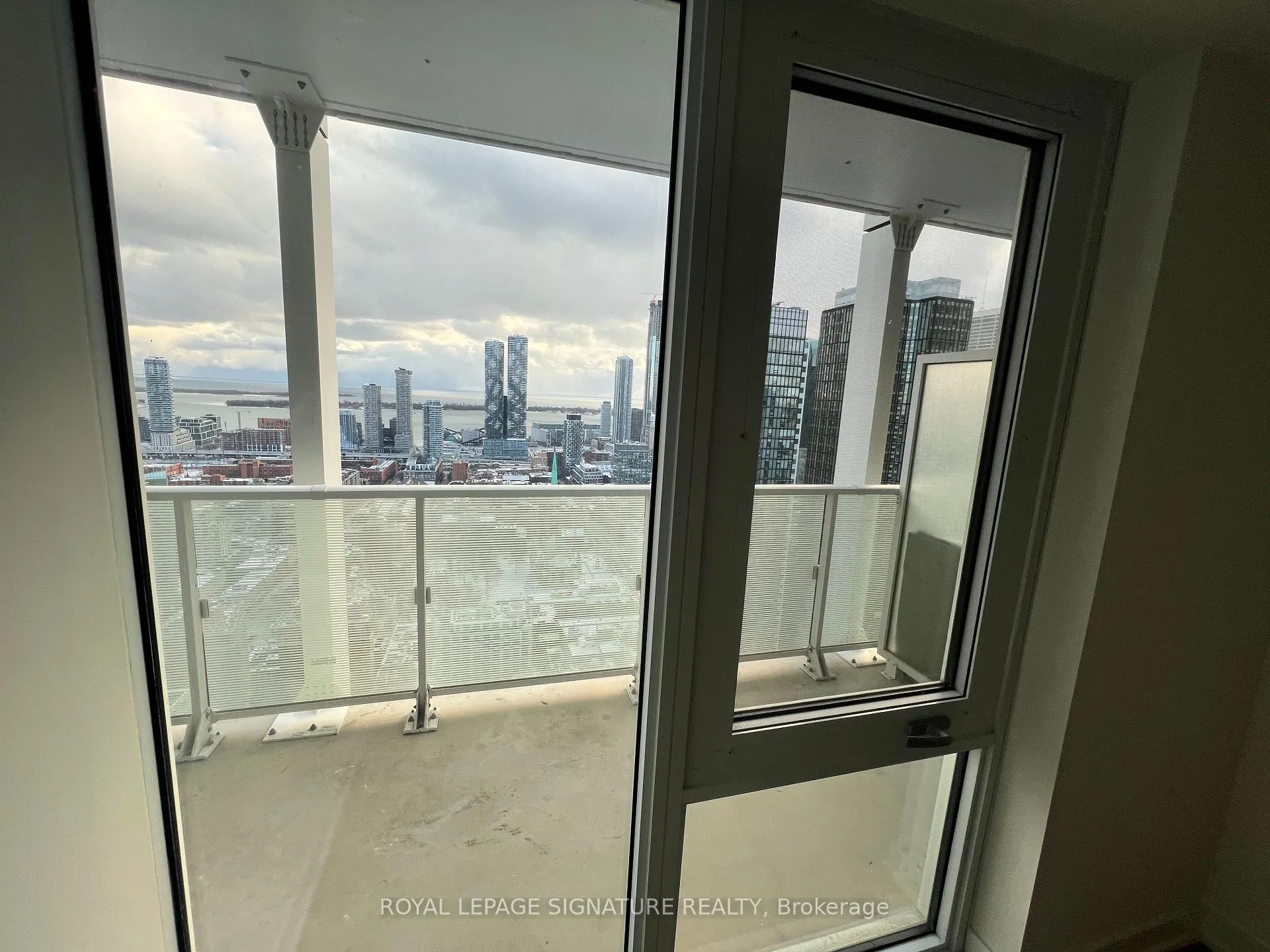 Photo 12 of Unit 4505, 88 Queen Street E, Toronto, Church-Yonge Corridor — HOMEH
