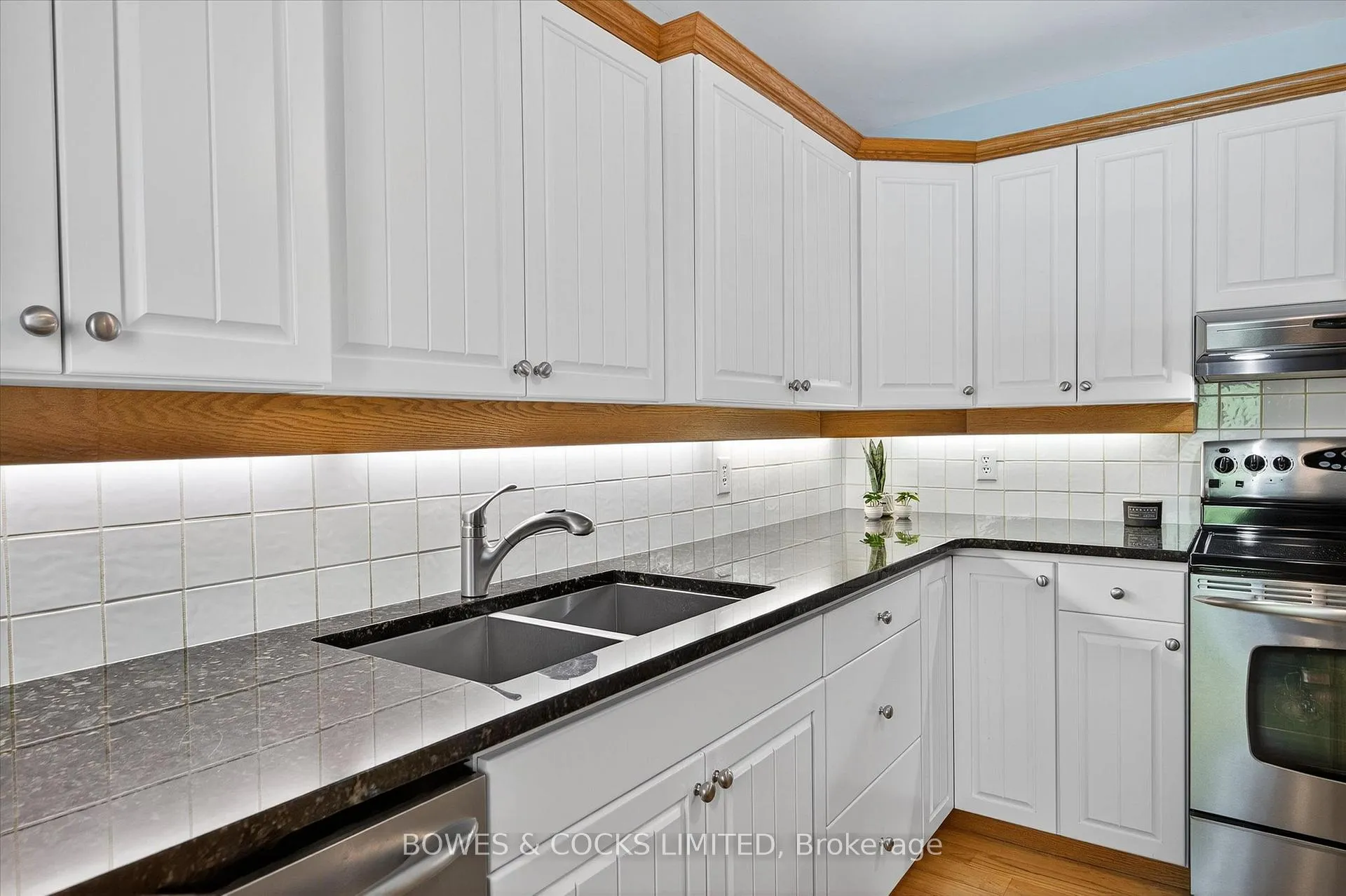 Photo 26 of 1540 Cherryhill Road, Peterborough, Monaghan Ward 2 — HOMEH