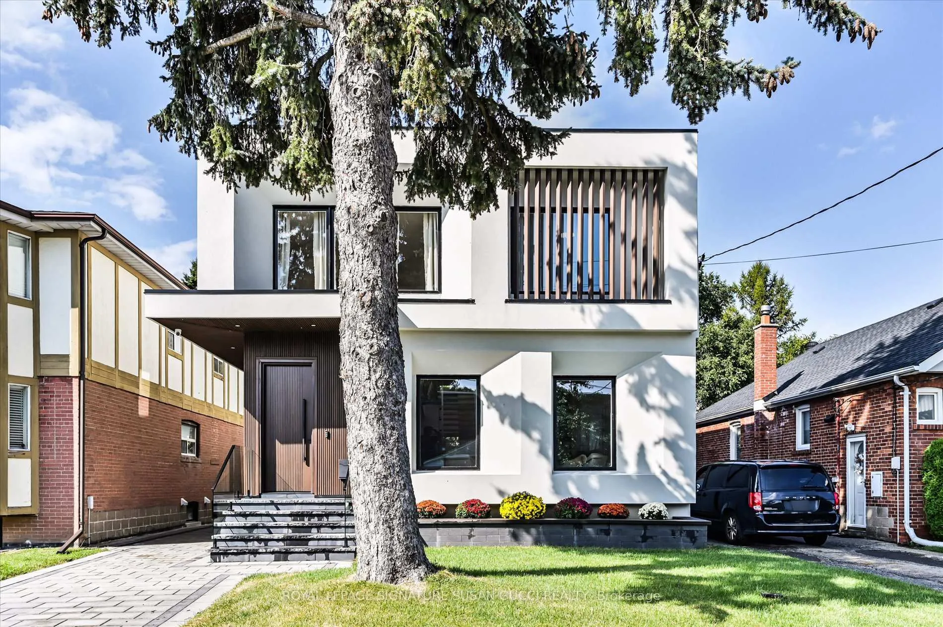 Front of 36 Glenshaw Crescent