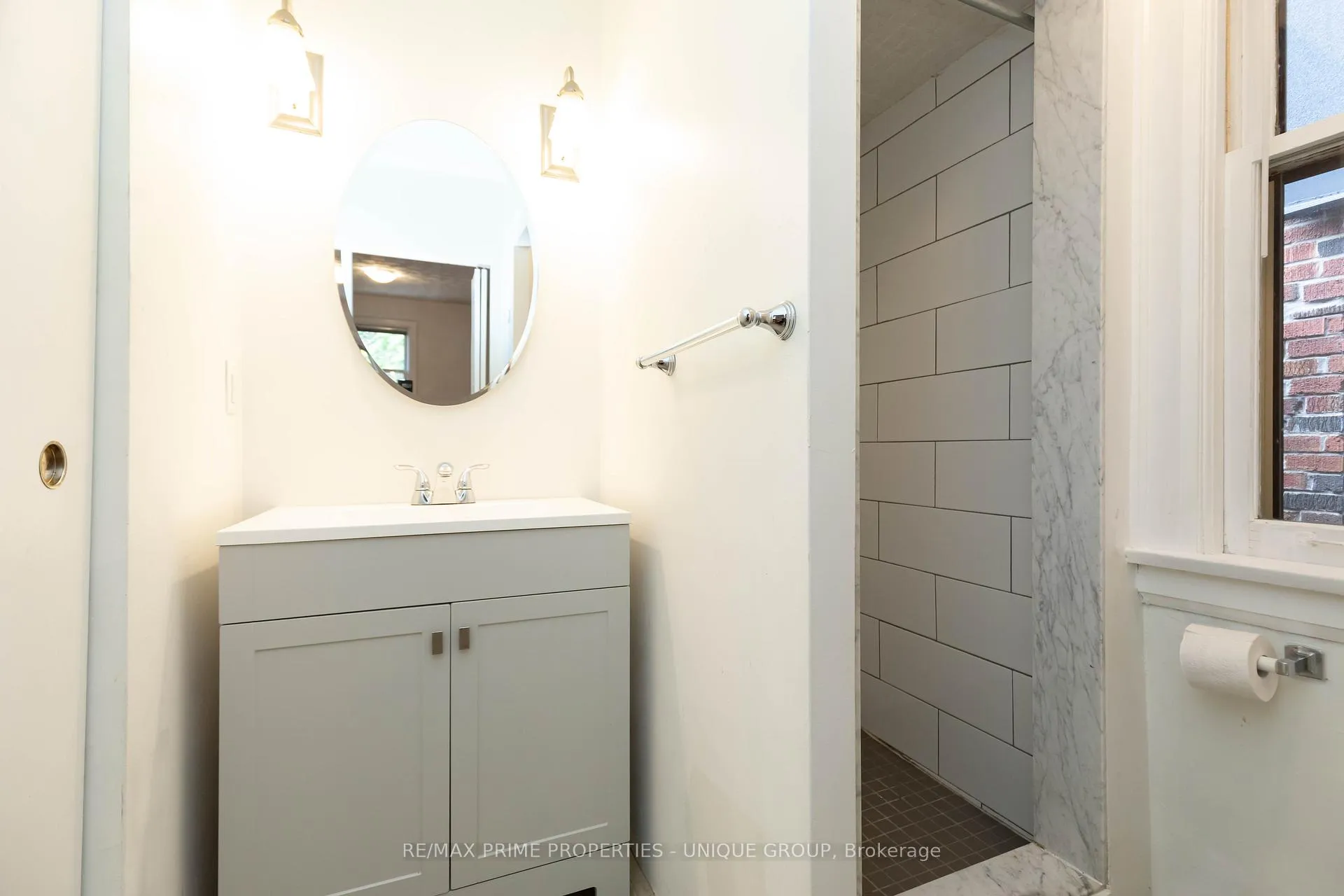 Photo 32 of 66 Burnaby Boulevard, Toronto, Lawrence Park South — HOMEH