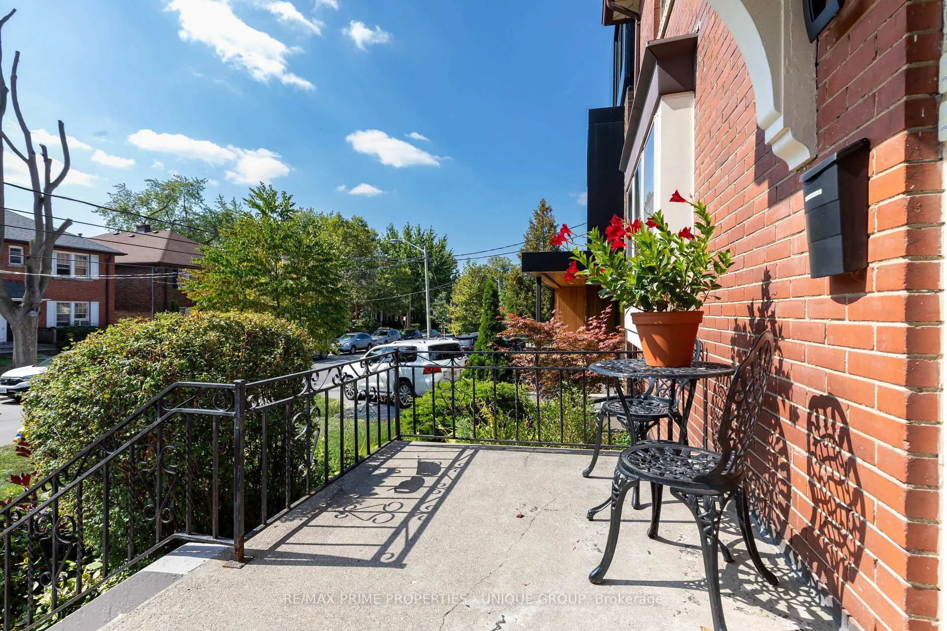 Photo 48 of 66 Burnaby Boulevard, Toronto, Lawrence Park South — HOMEH