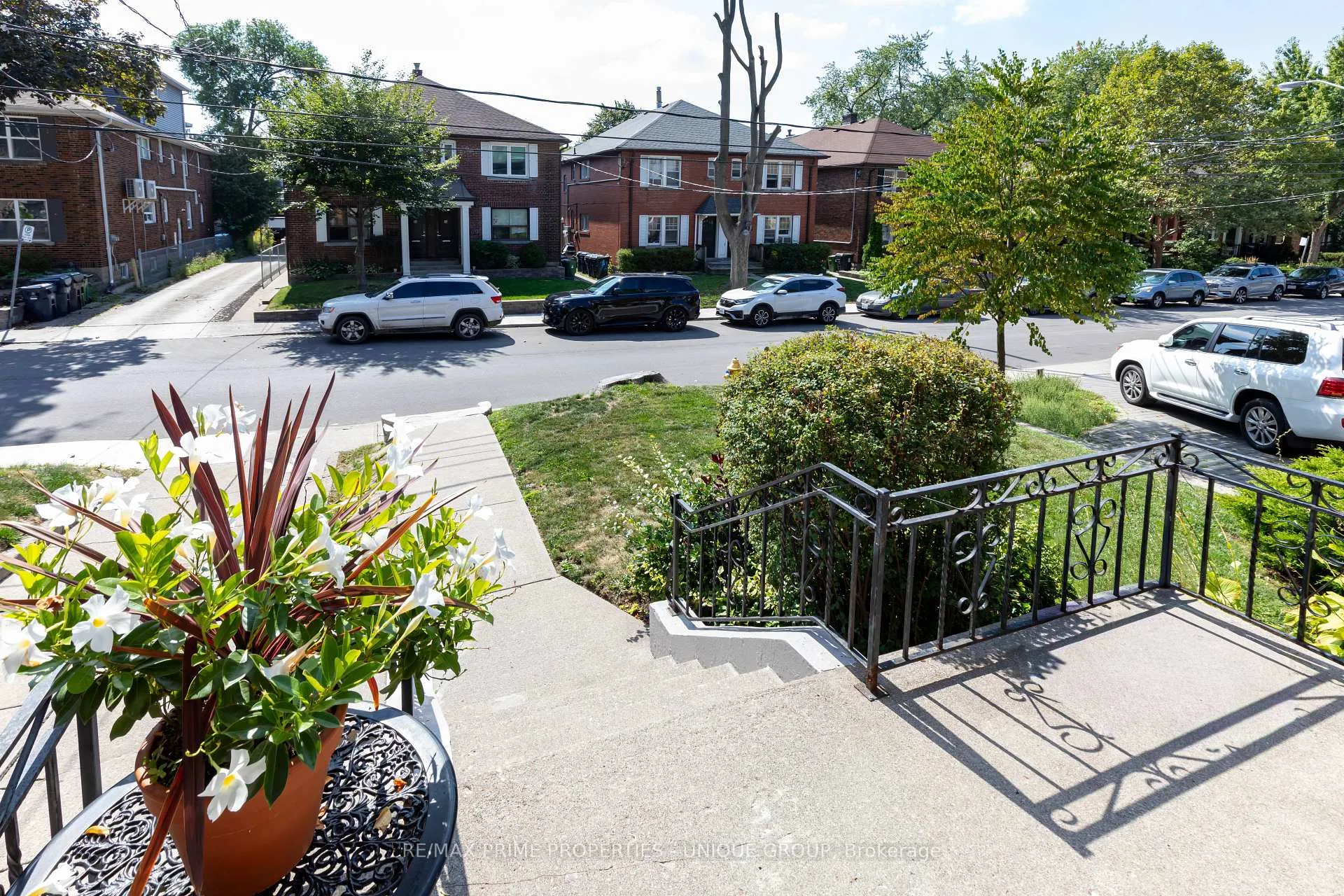 Photo 49 of 66 Burnaby Boulevard, Toronto, Lawrence Park South — HOMEH