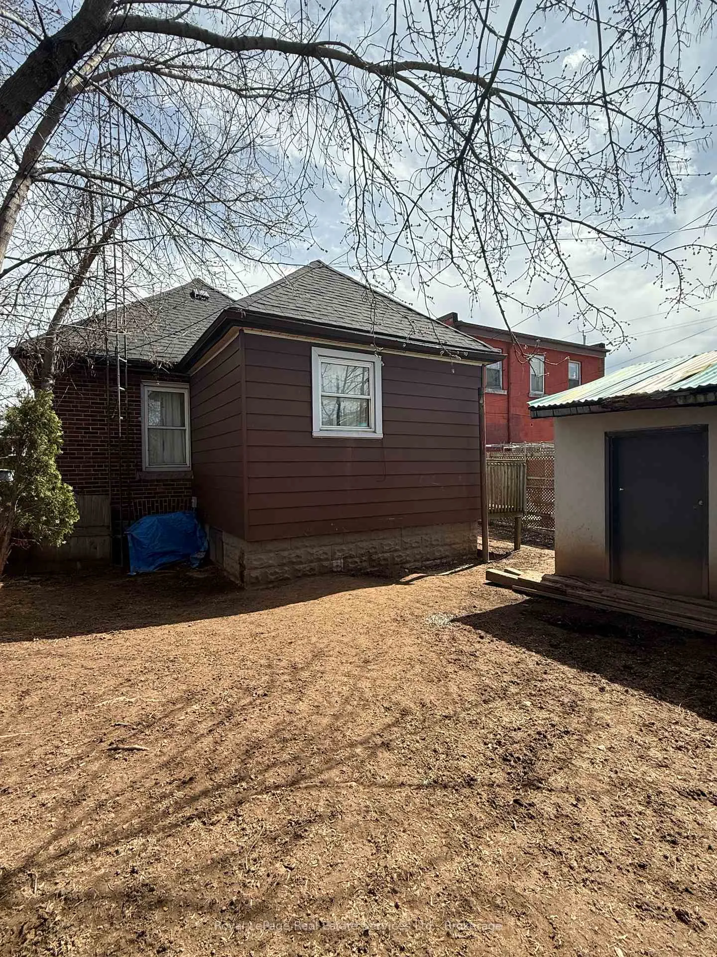 Photo 12 of 129 Tolton Avenue, Hamilton, Normanhurst — HOMEH