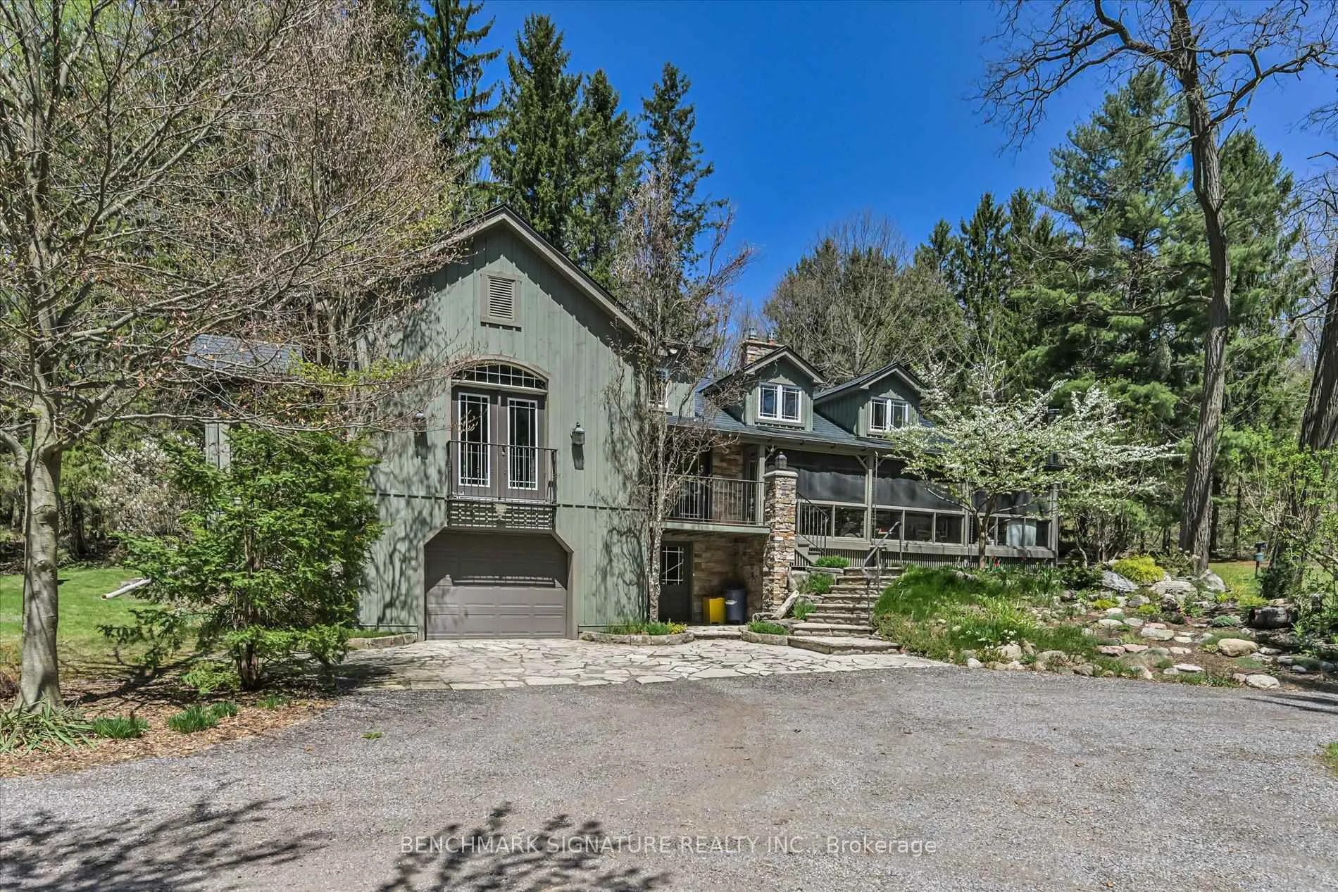 Front of 115 Fog Road