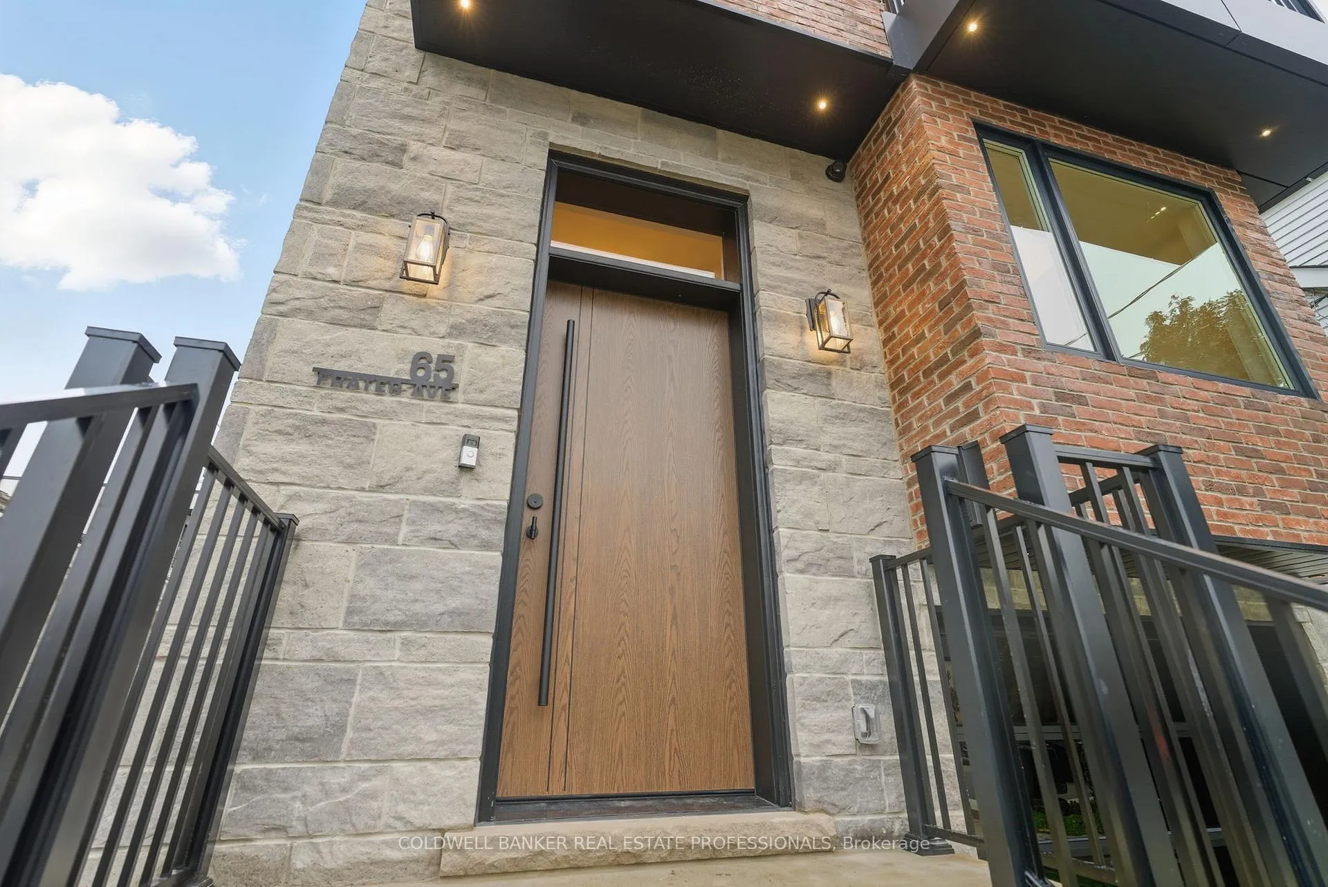 Photo 2 of 65 Frater Avenue, Toronto, East York — HOMEH