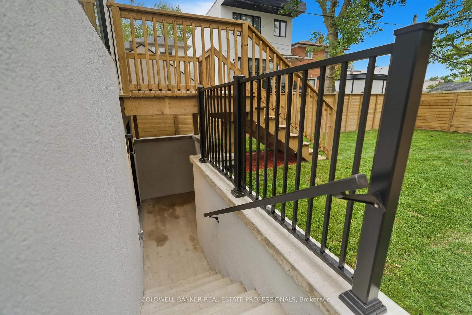 Photo 37 of 65 Frater Avenue, Toronto, East York — HOMEH