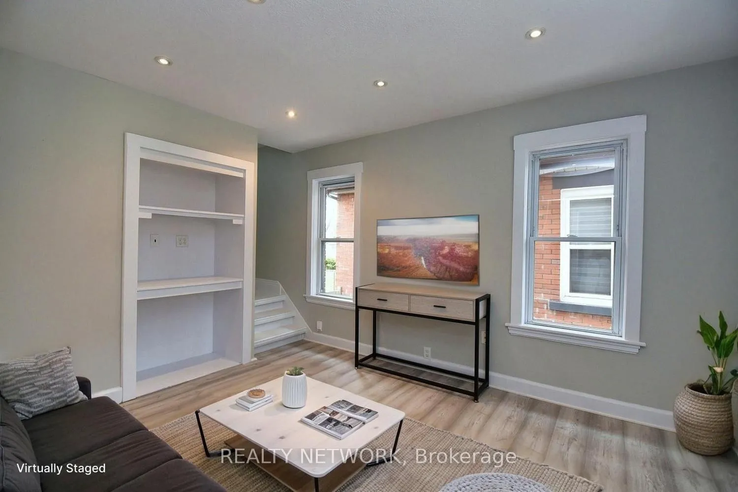Photo 6 of 82 Alpine Avenue, Hamilton, Inch Park — HOMEH