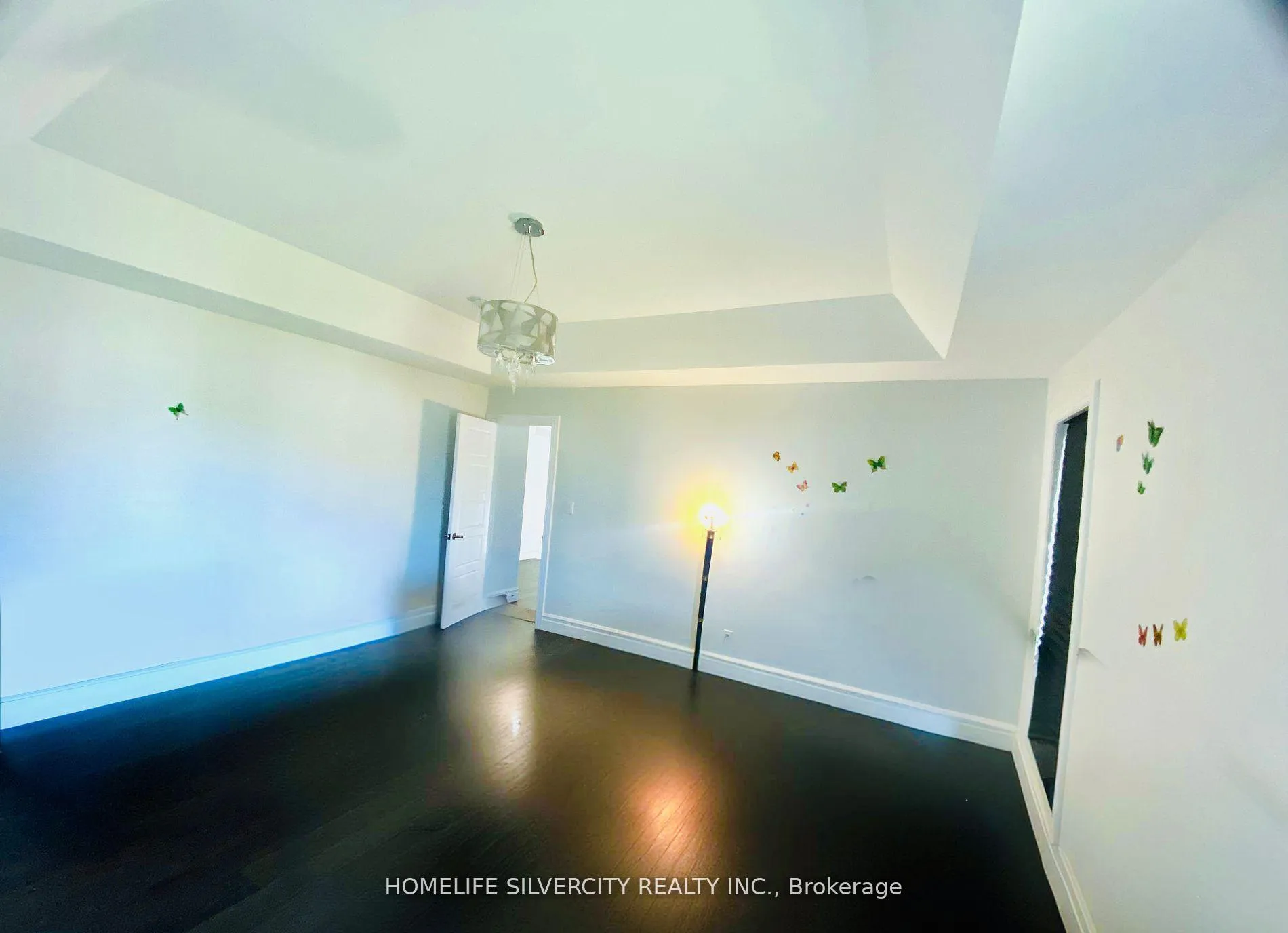 Photo 13 of 1584 Bowler Drive, Windsor — HOMEH