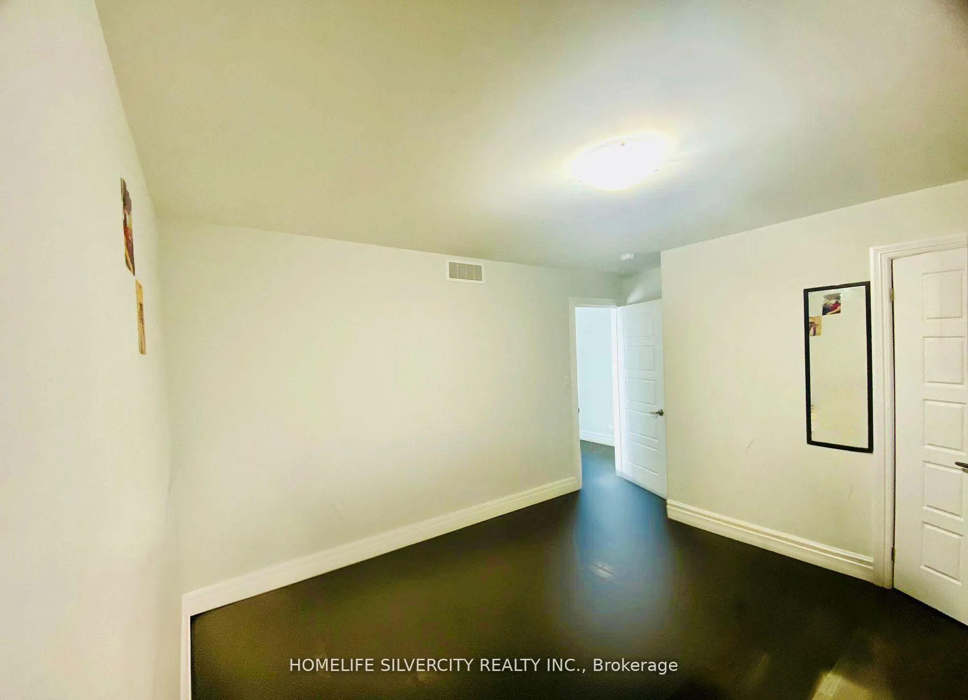 Photo 16 of 1584 Bowler Drive, Windsor — HOMEH