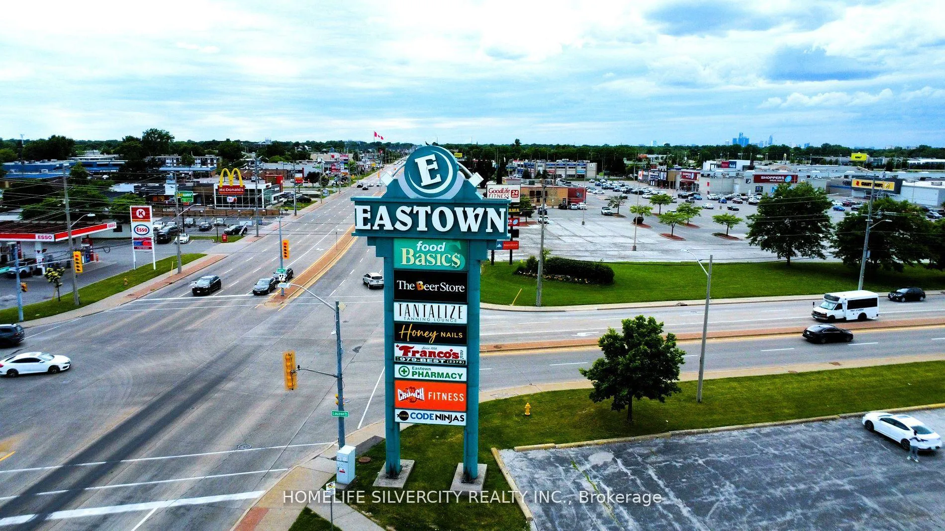 Photo 28 of 1584 Bowler Drive, Windsor — HOMEH
