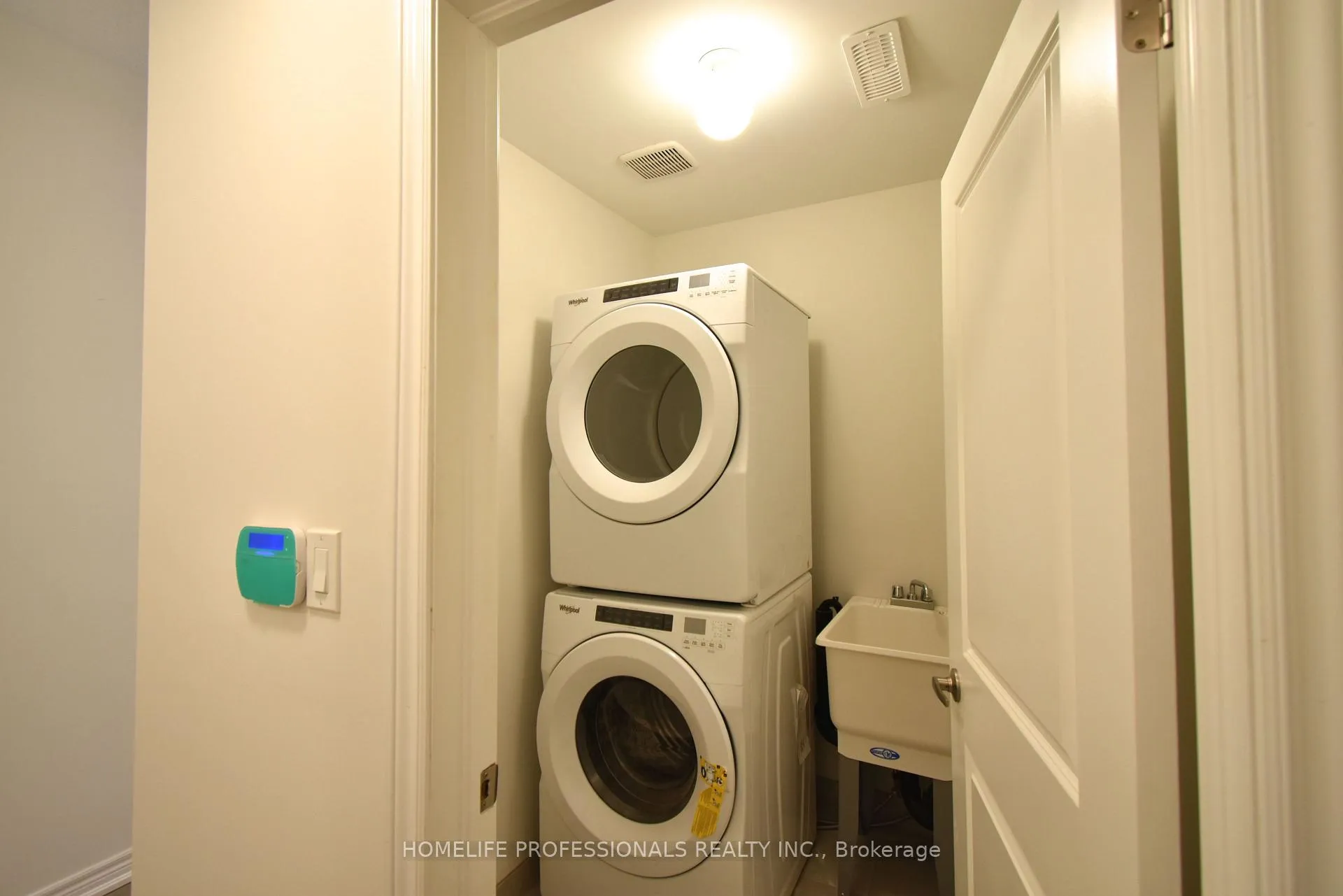 Photo 4 of Unit 48, 40 Zinfandel Drive, Hamilton, Fruitland — HOMEH