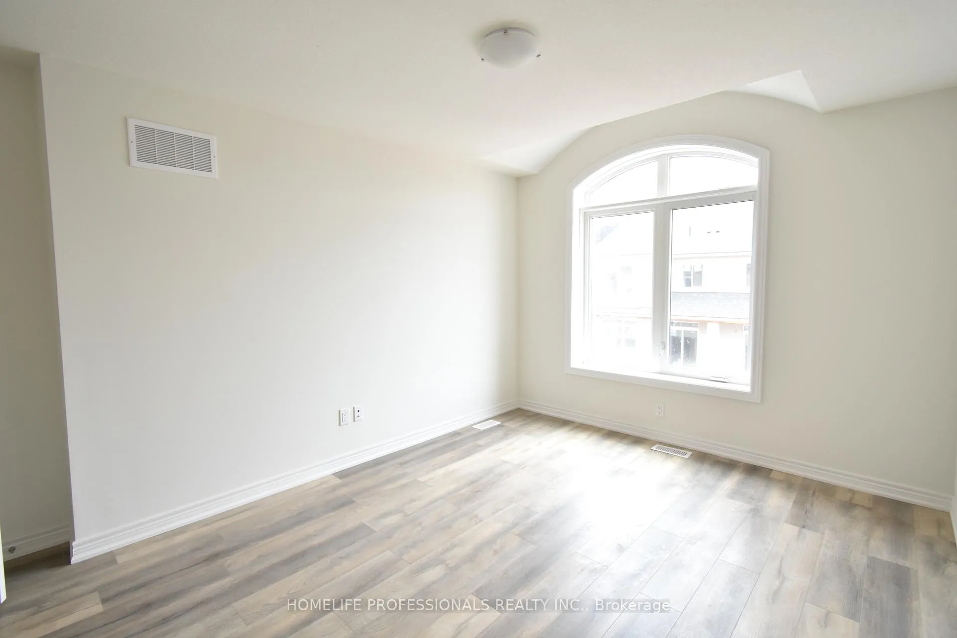 Photo 13 of Unit 48, 40 Zinfandel Drive, Hamilton, Fruitland — HOMEH