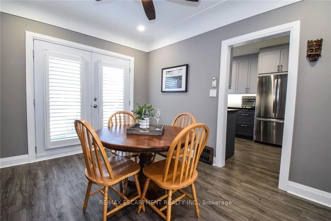 Photo 9 of 104 Tragina Avenue S, Hamilton, Bartonville — HOMEH